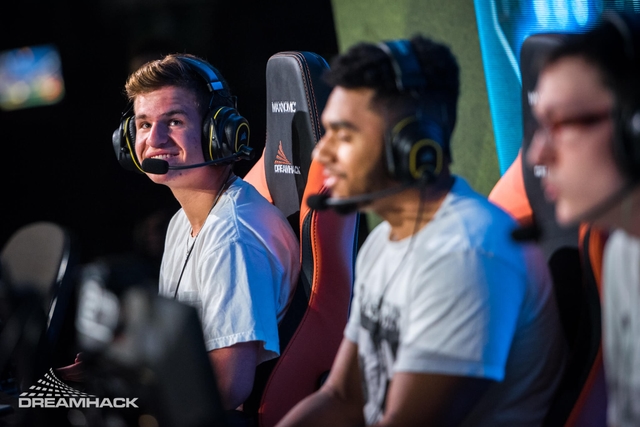 ayjacks