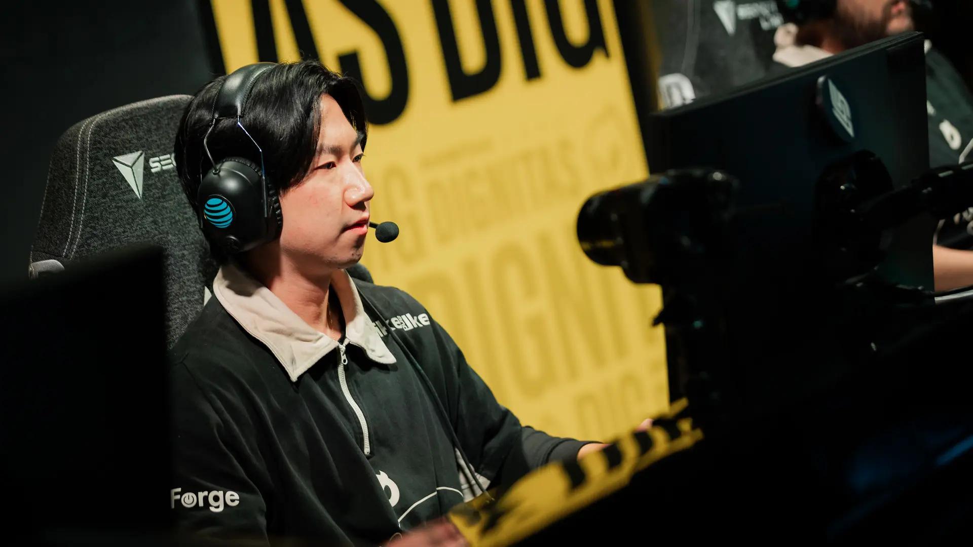 eXyu on stage. Image Credit: Photo by Reece Martinez / Riot Games