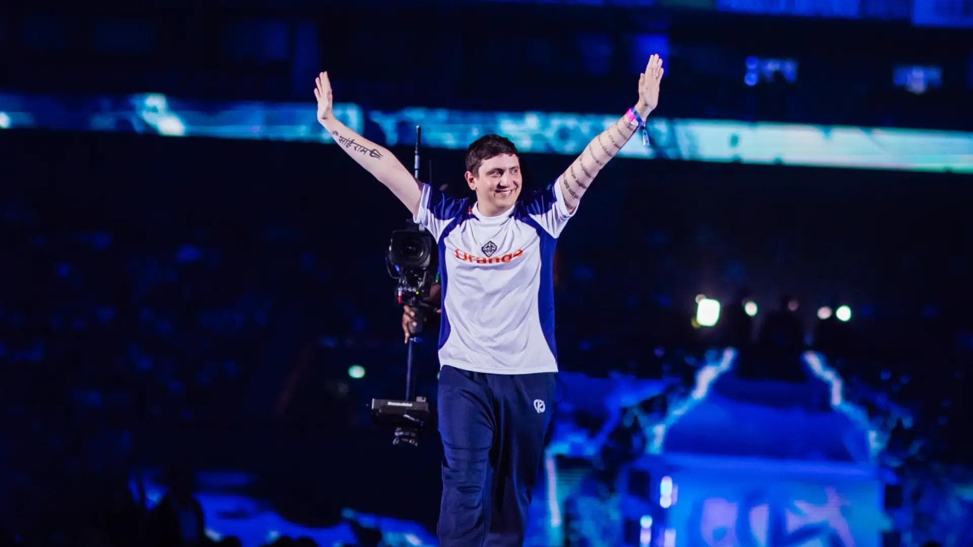 Article background image