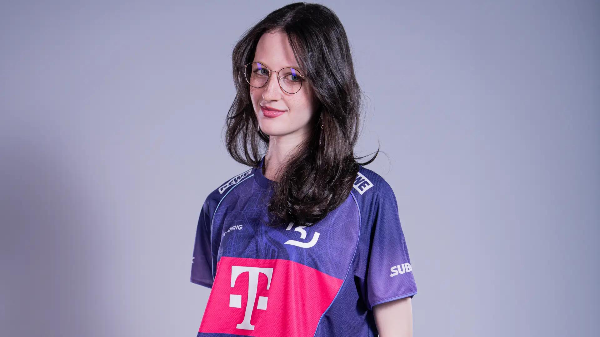 Iulia "Yushia" Boldor, jungler of SK Avarosa. Photo Credit: SK Gaming