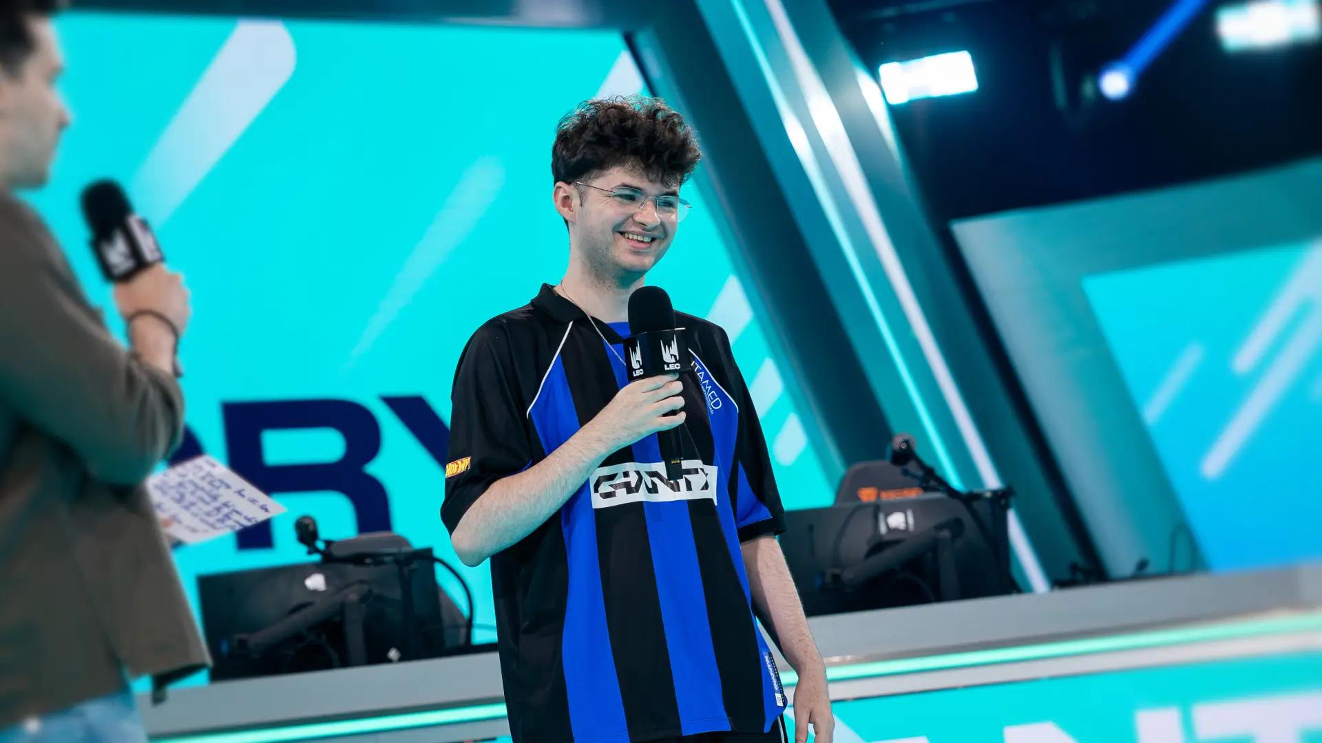 Óscar "Oscarinin" Muñoz Jiménez, toplaner of GIANTX. Photo Credit: Sasha Safronova/Riot Games