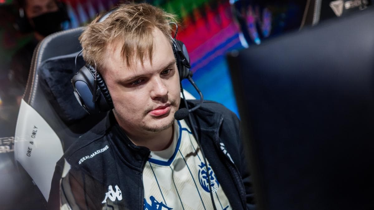 Article background image