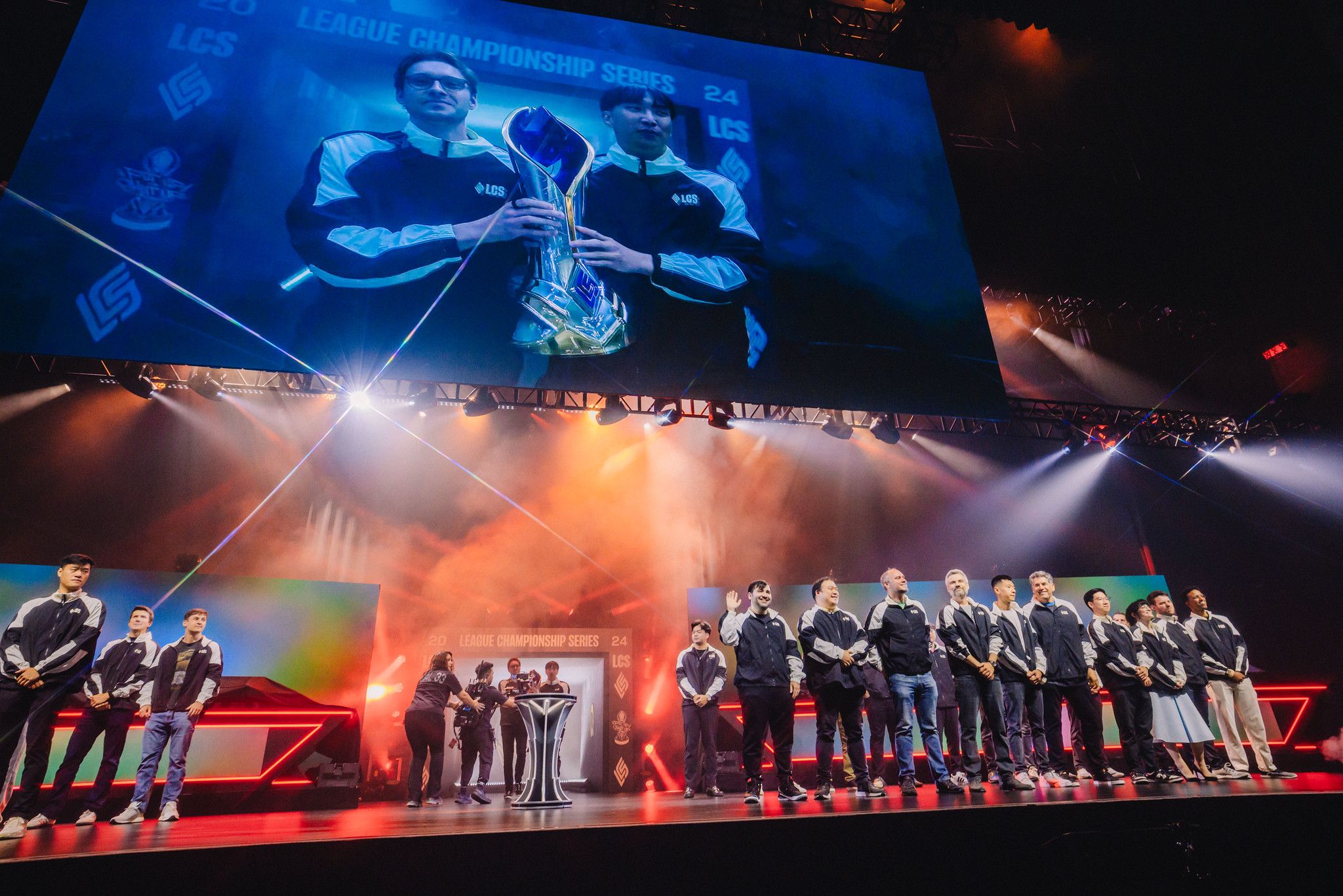 FlyQuest wins the (last?) LTA North trophy