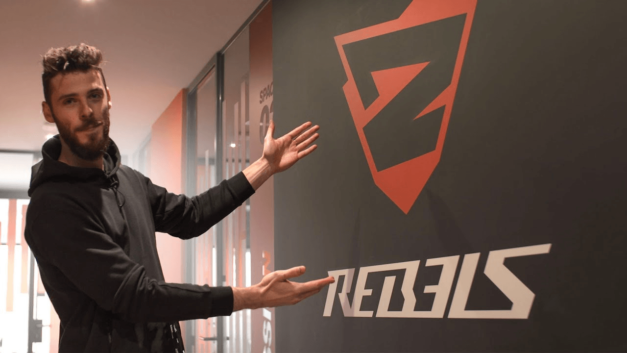 David de Gea presenting Rebels Gaming center