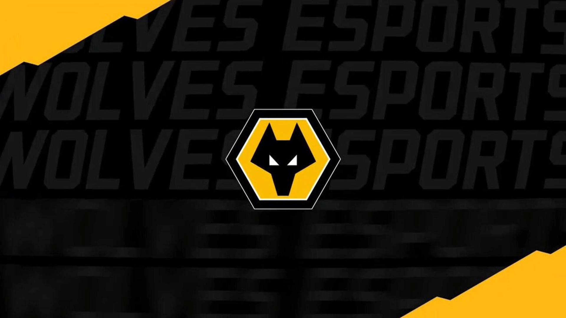 Wolves prepare for changes after their kickoff . Credit: WOLVES ESPORTS