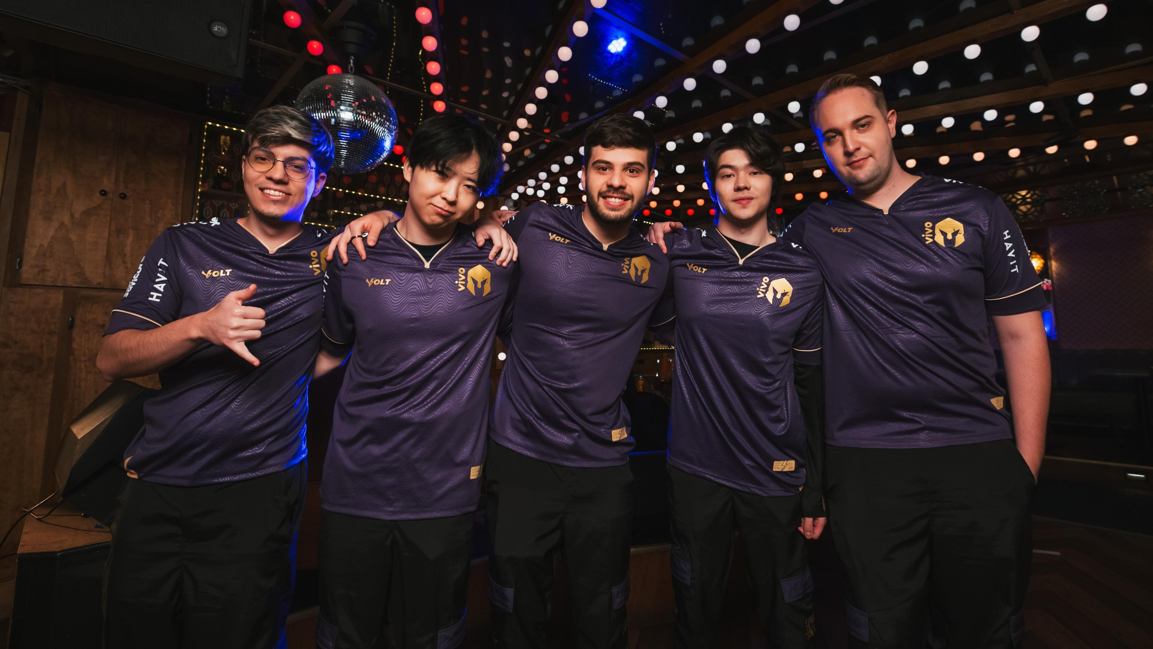 Article background image