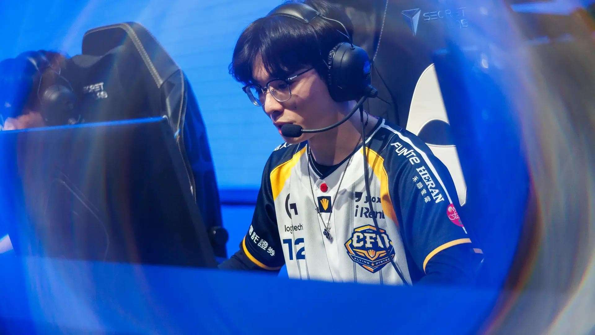 Article background image