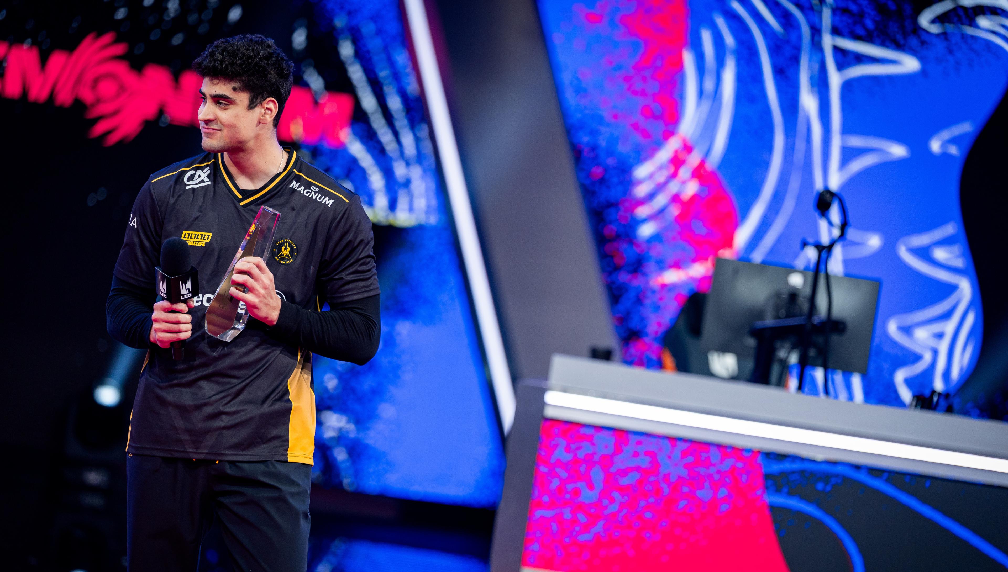 Among the 40 voters, Naak Nako received 35 votes as the best toplaner in the league. Credit: Wojciech Wandzel/Riot Games