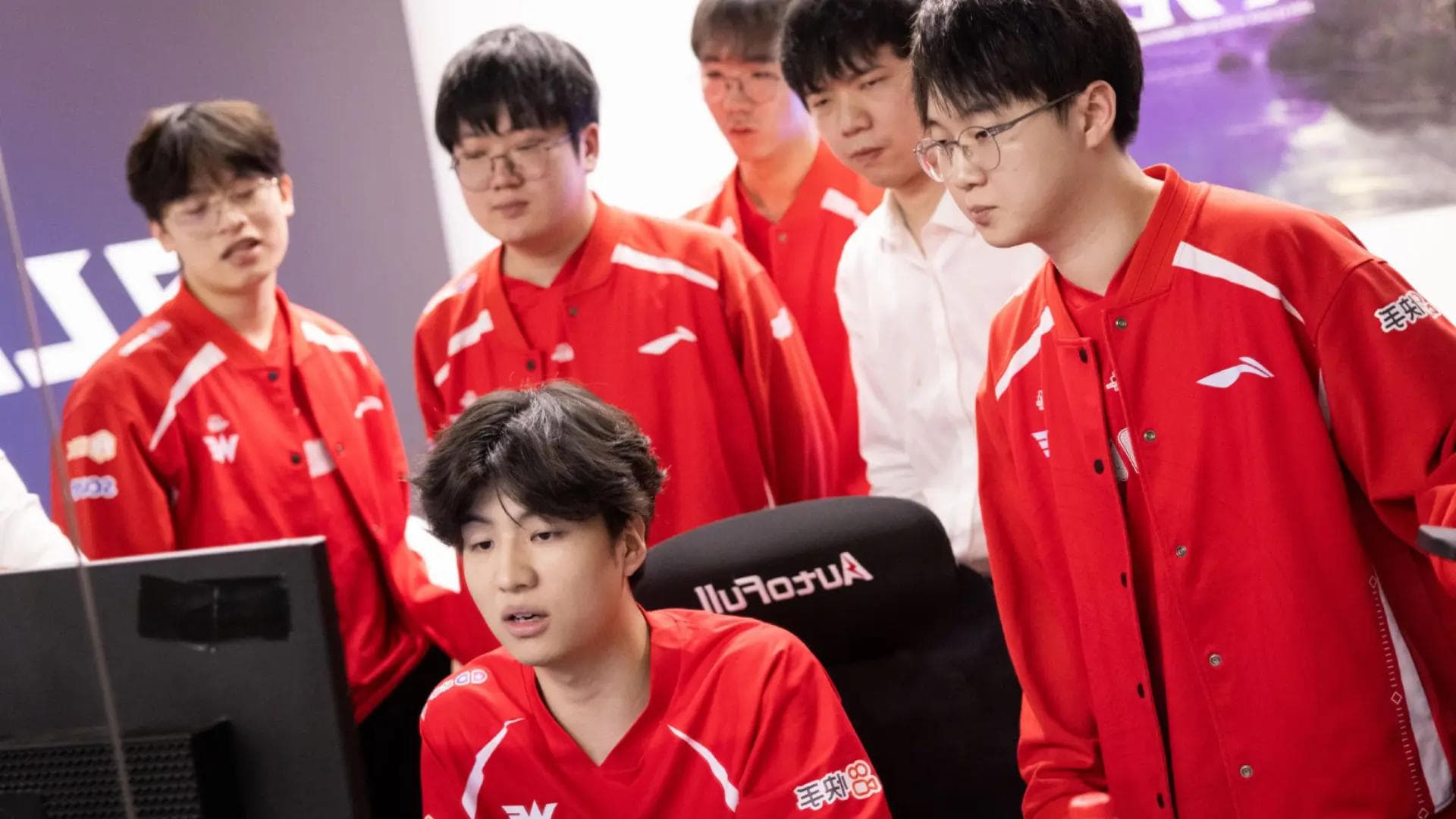 Article background image