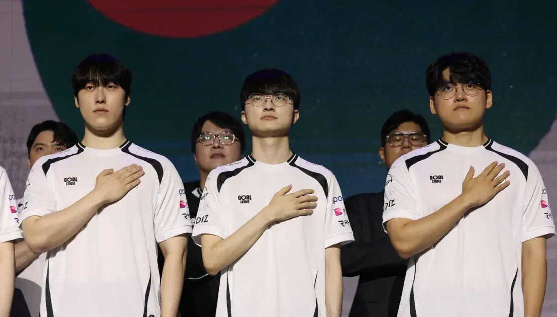 Zeka, Faker and Gumayusi will play for South Korea. Credit: KeSPA