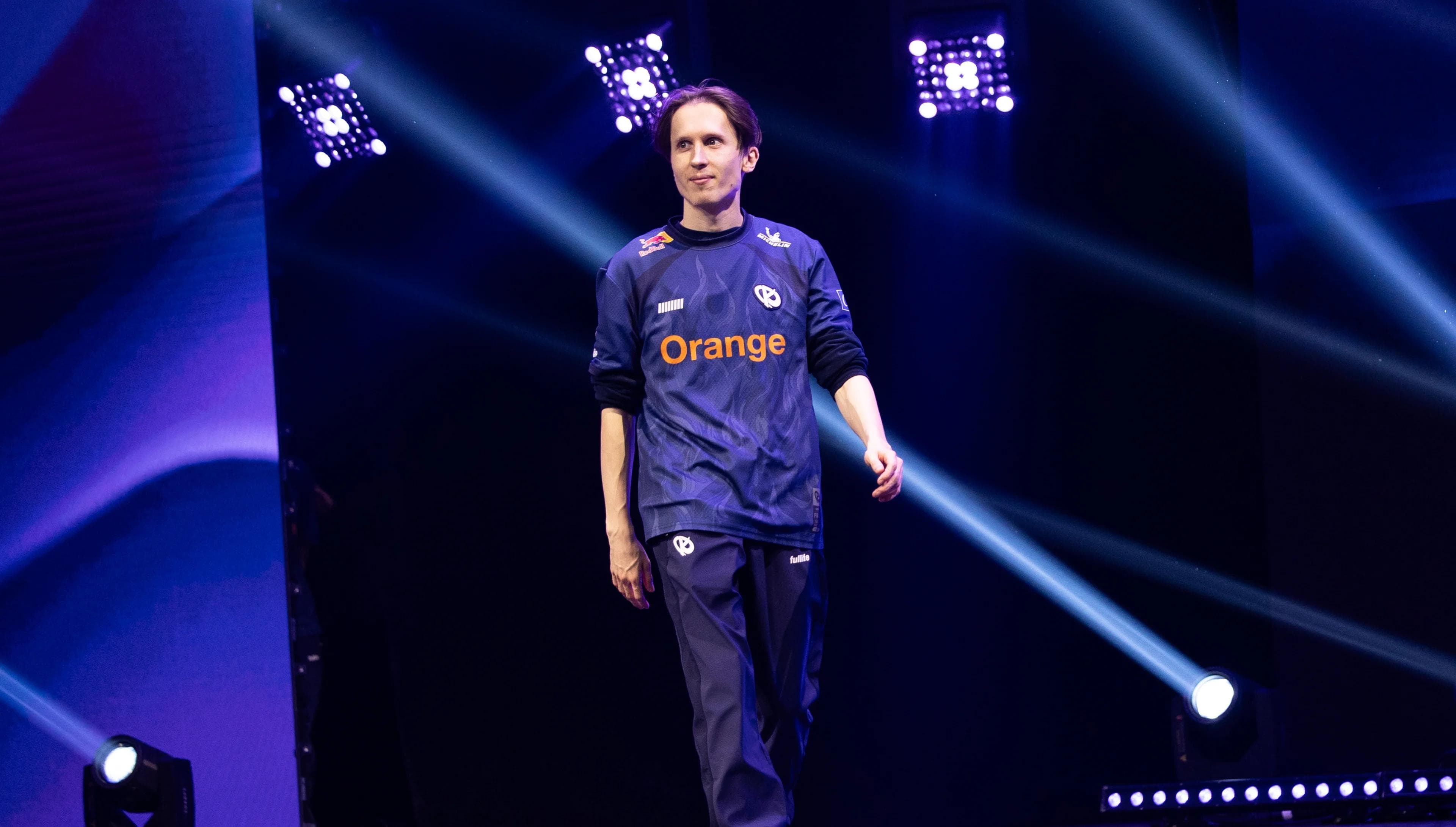 Article background image