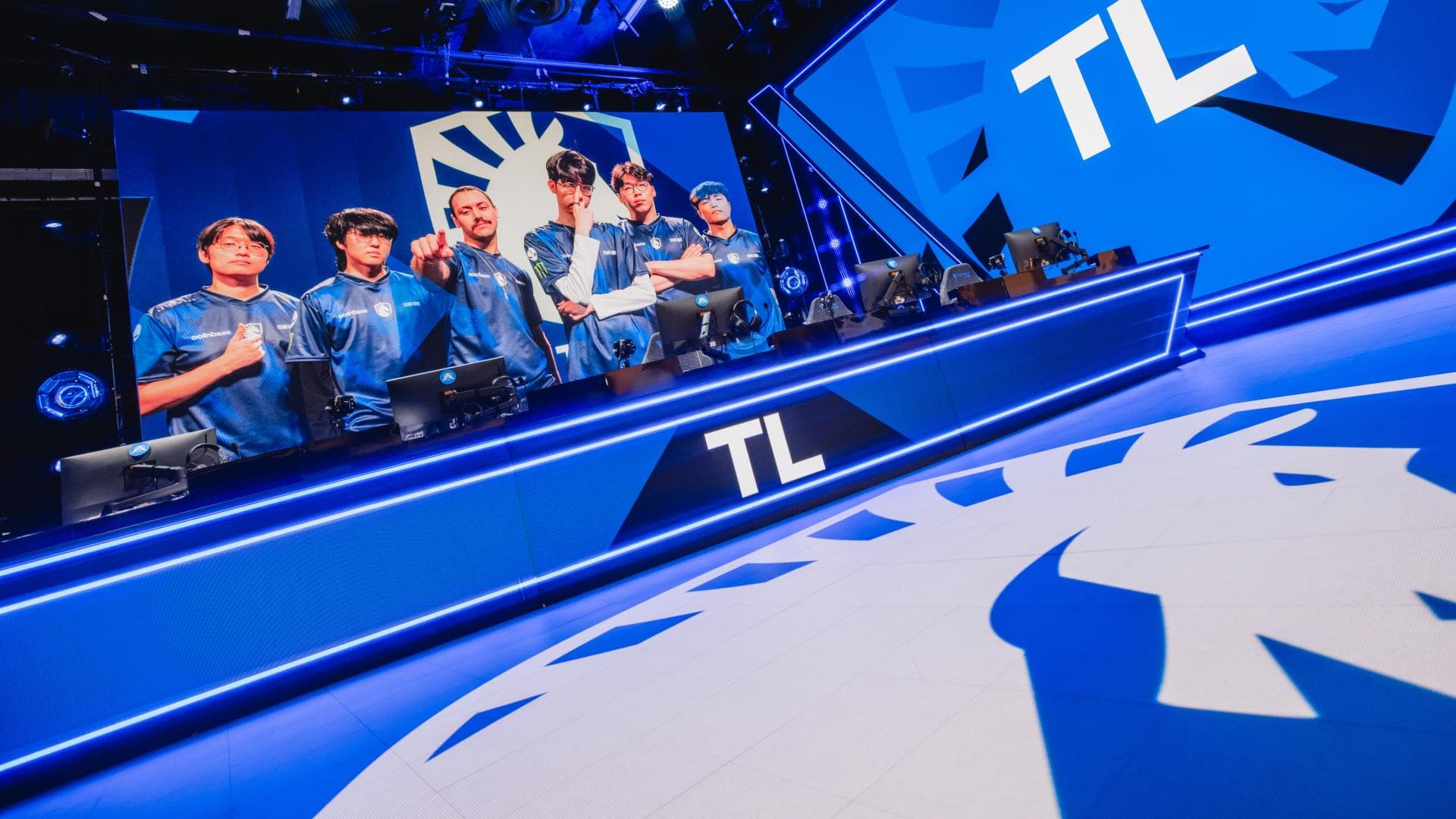 Article background image