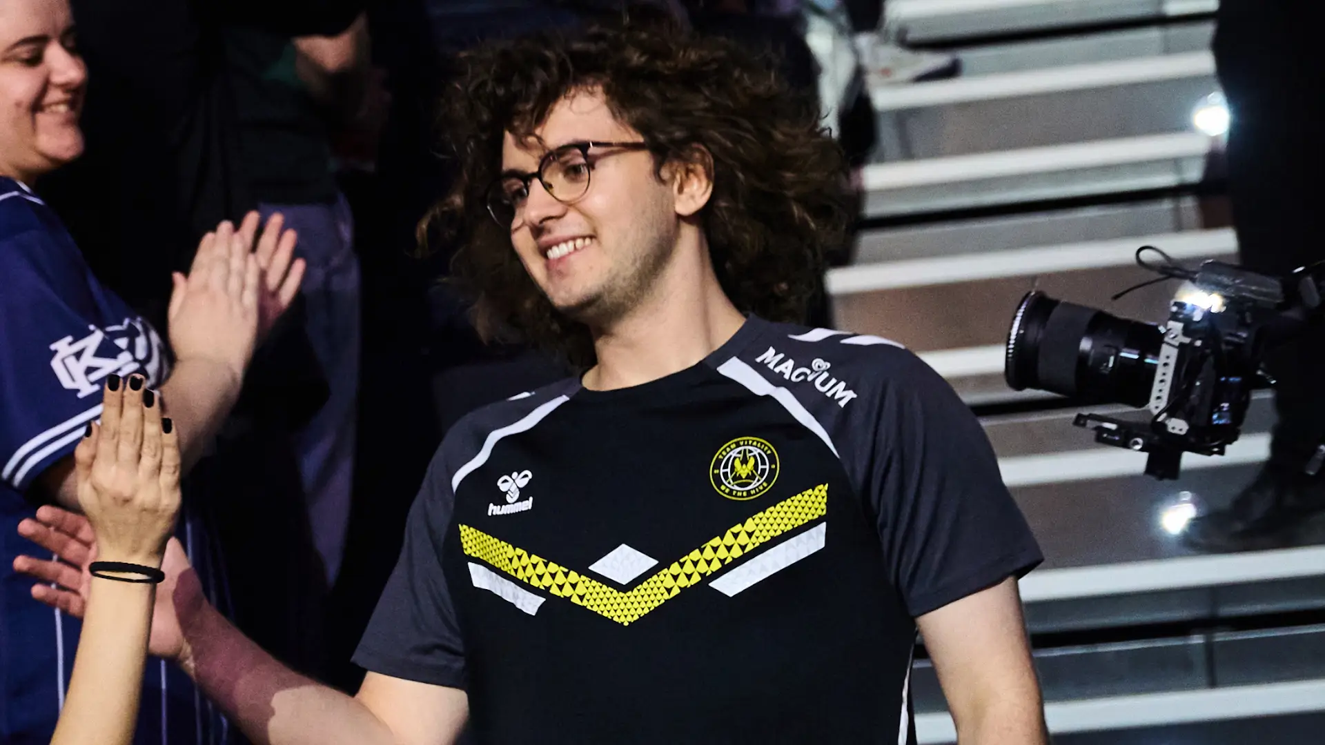 Matyáš "Carzzy" Orság, AD Carry of Team Vitality in Évry-Courcouronnes for the 2025 LEC Spring Season.