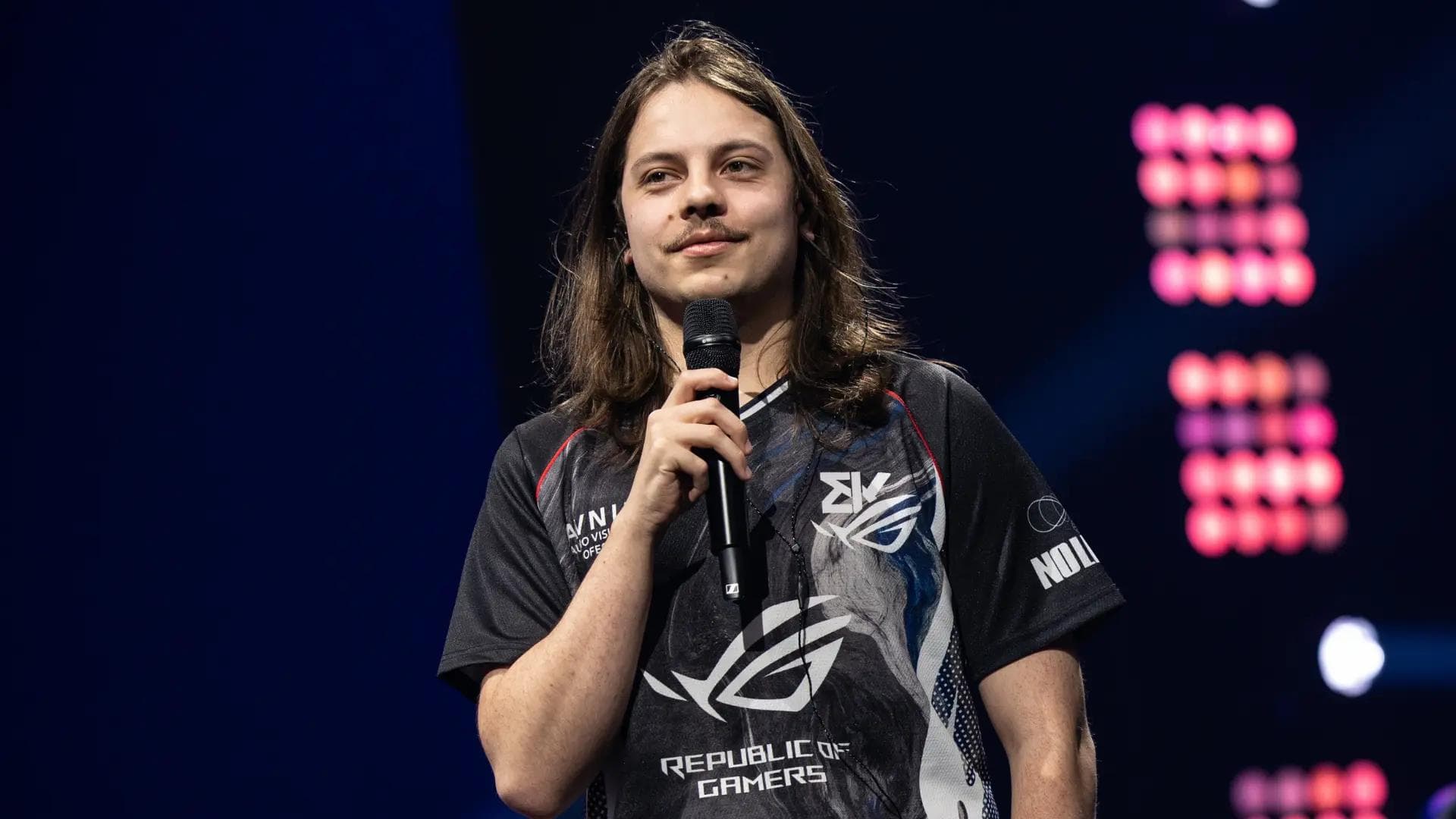 Article background image