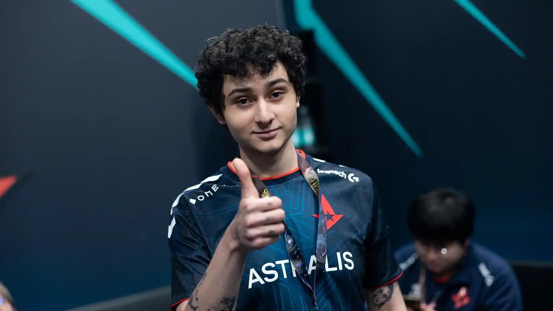 Article background image