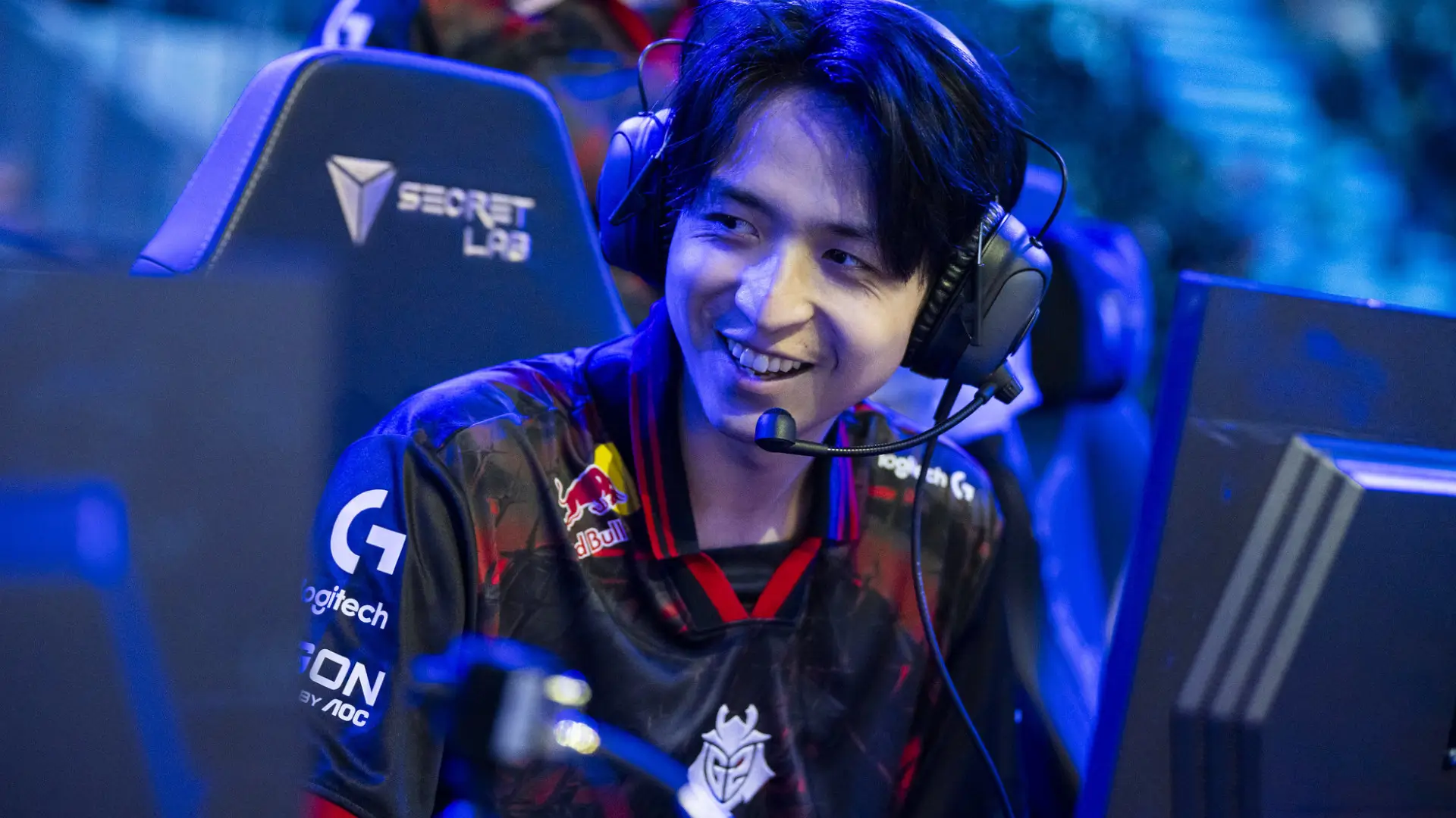 Steven "Hans Sama" Liv, AD Carry of G2 Esports in the 2025 LEC Spring Season.