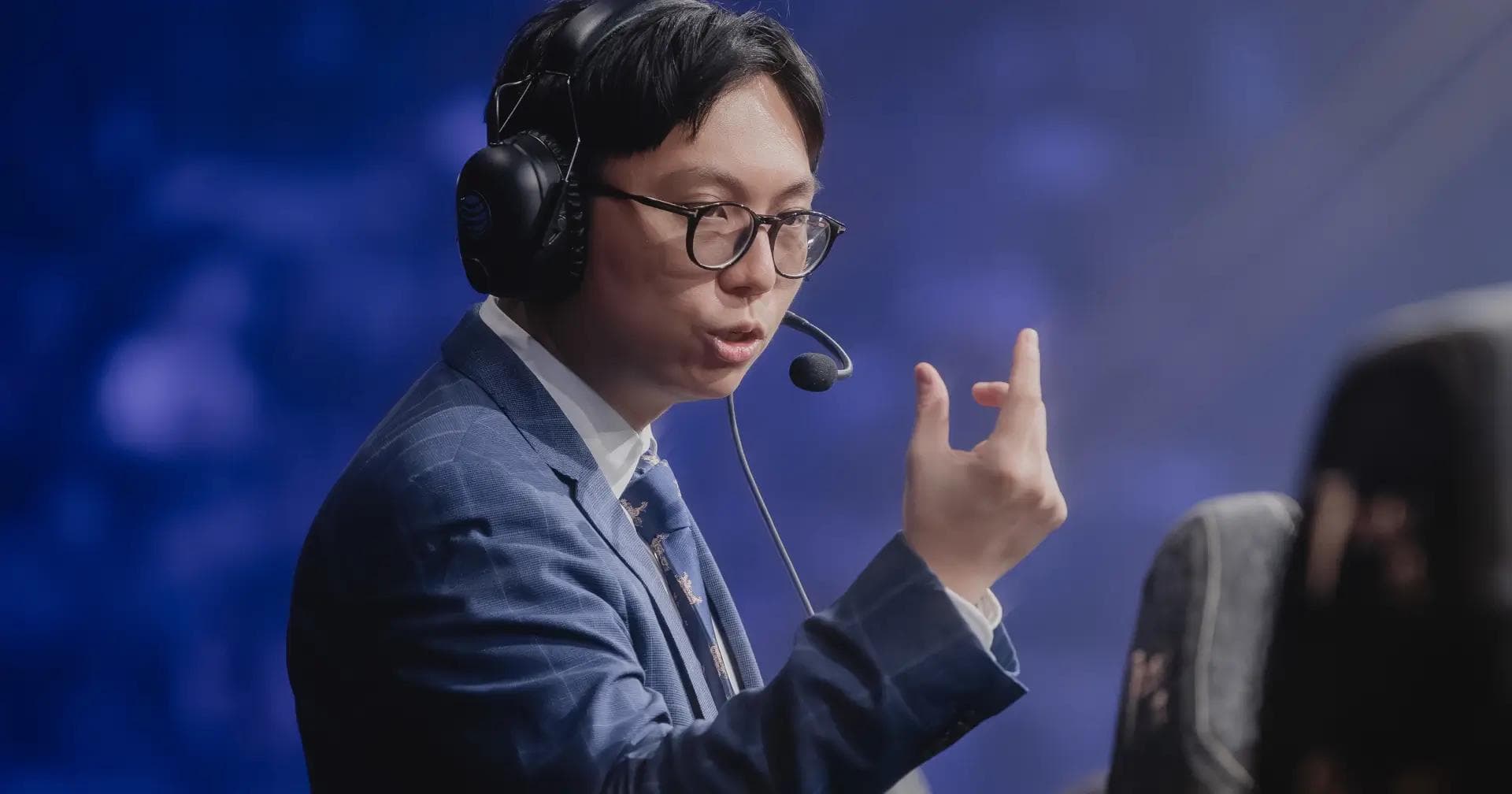 Article background image