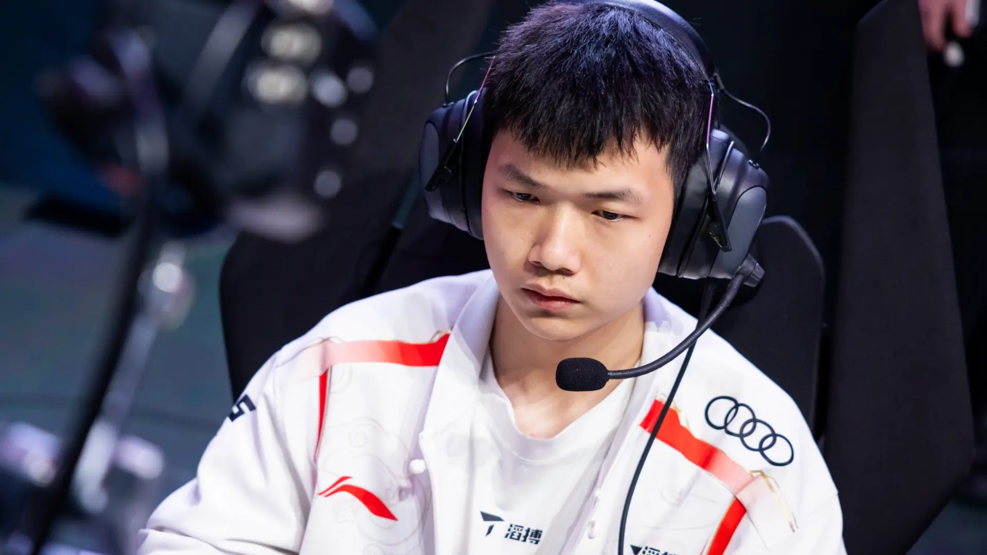 Lin "Creme" Jian, midlaner of Top Esports in the LPL 2025 competing at First Stand.