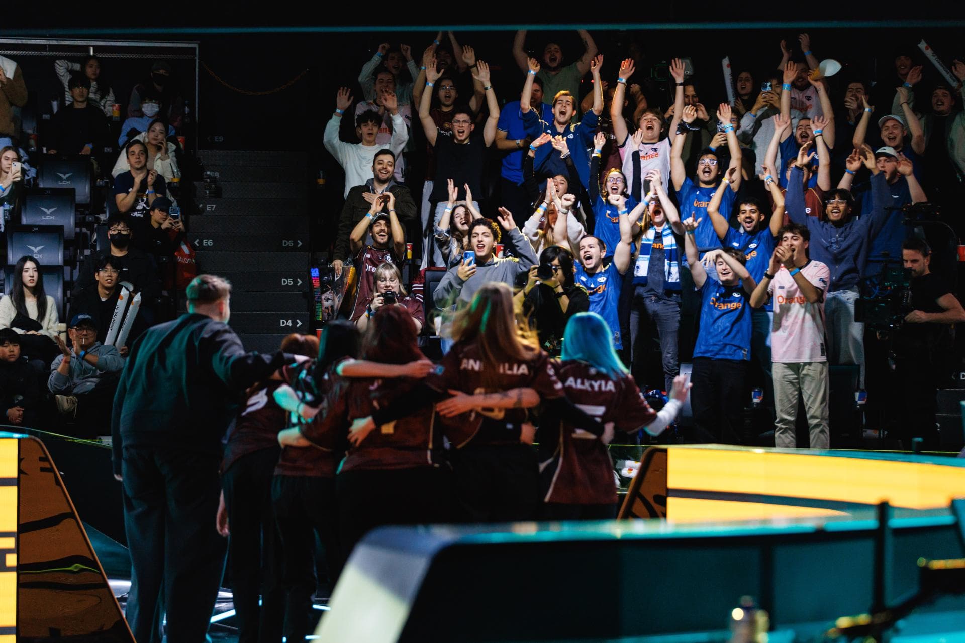 Article background image