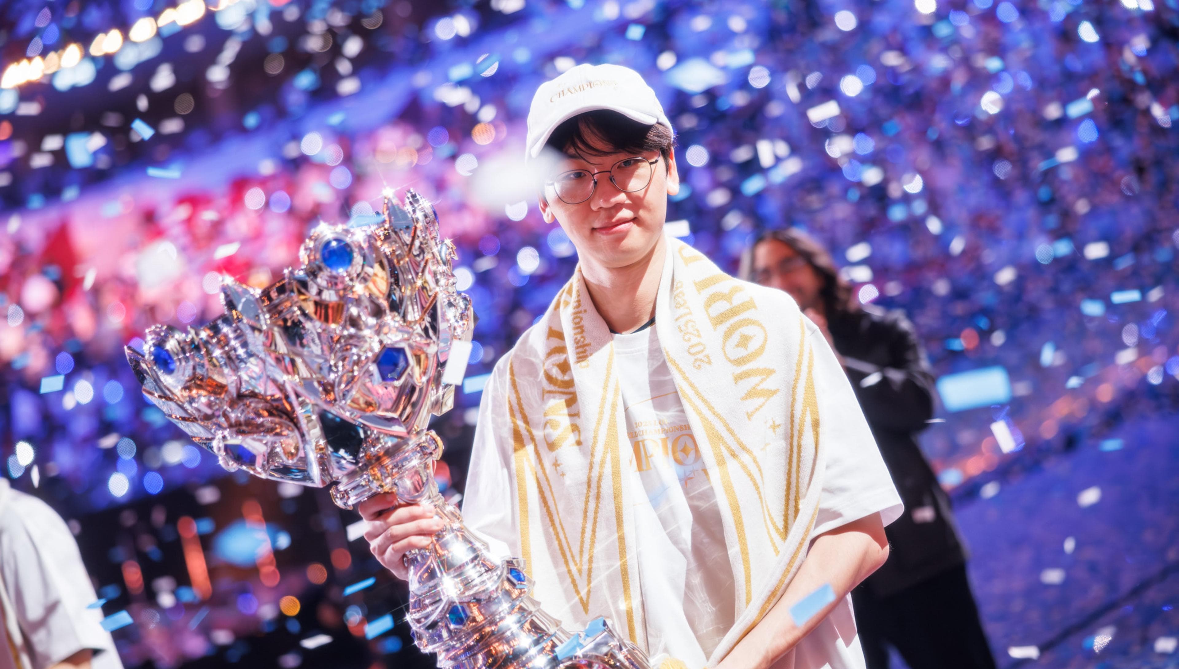 Article background image