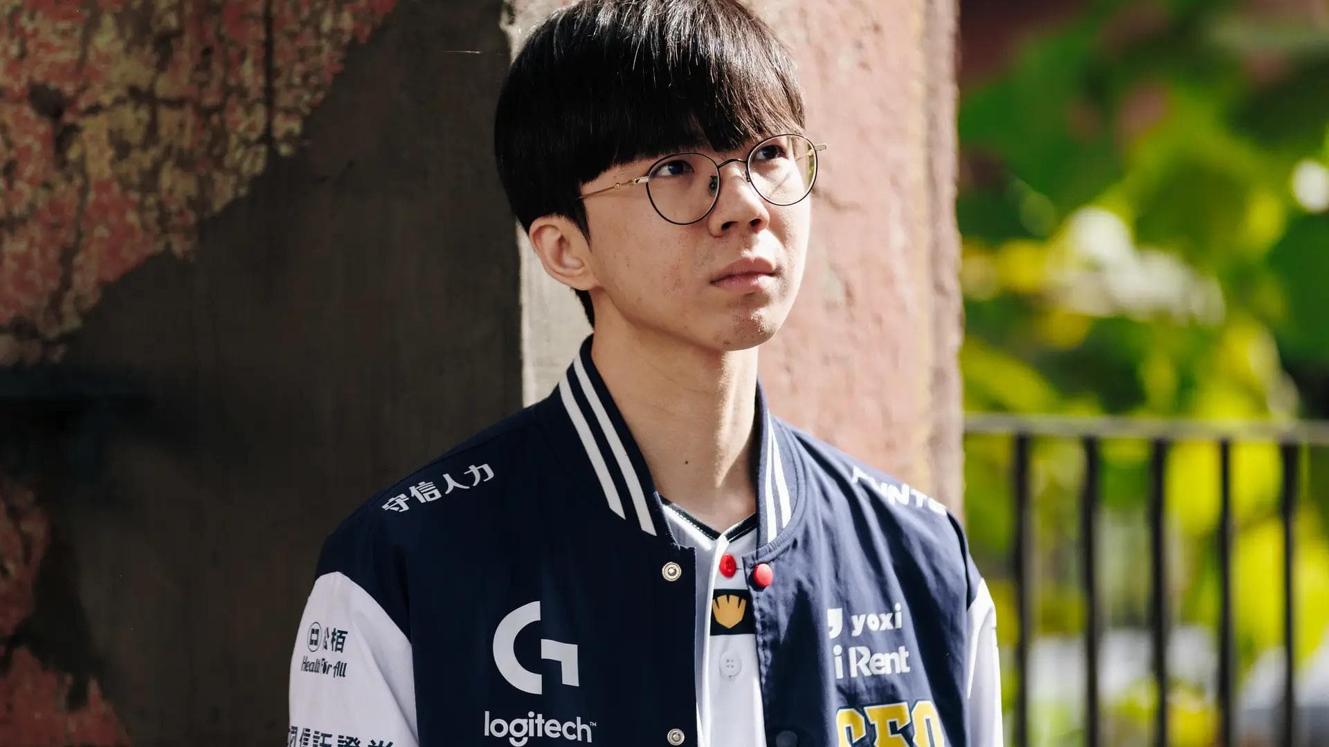 Article background image