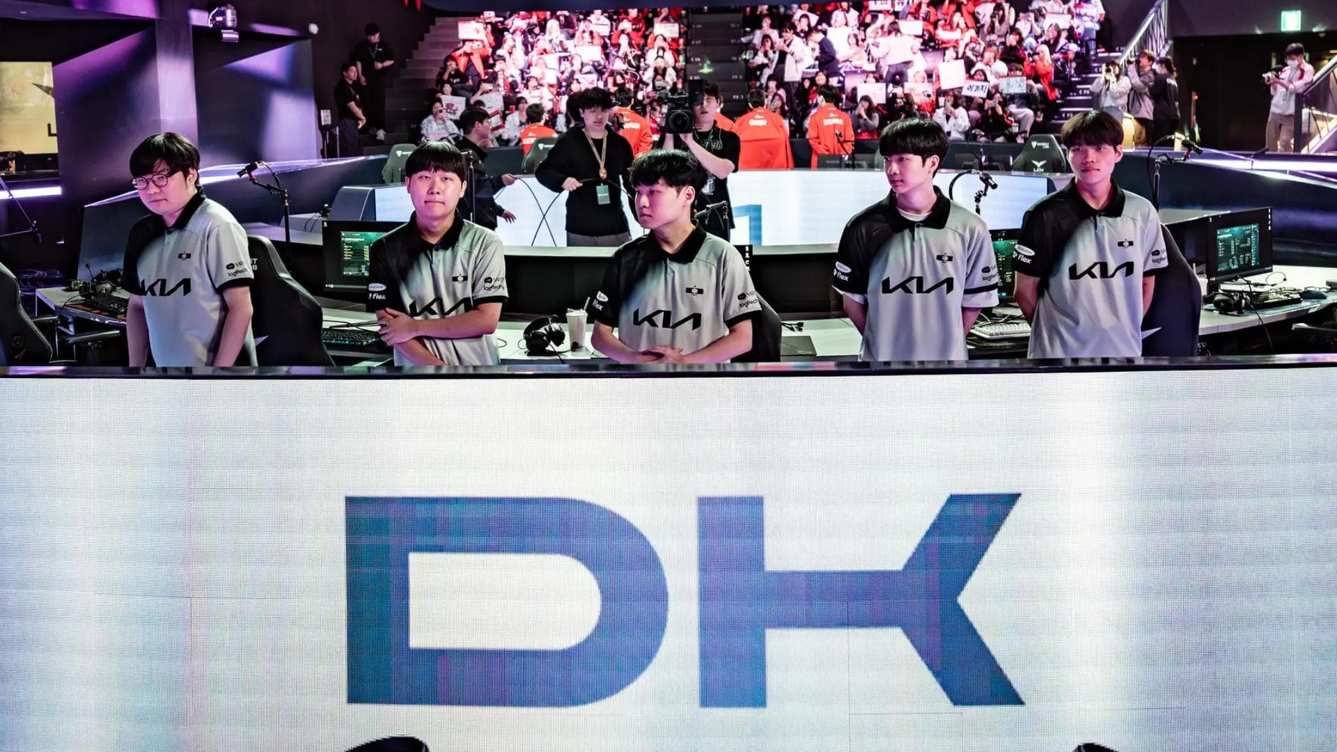 Article background image