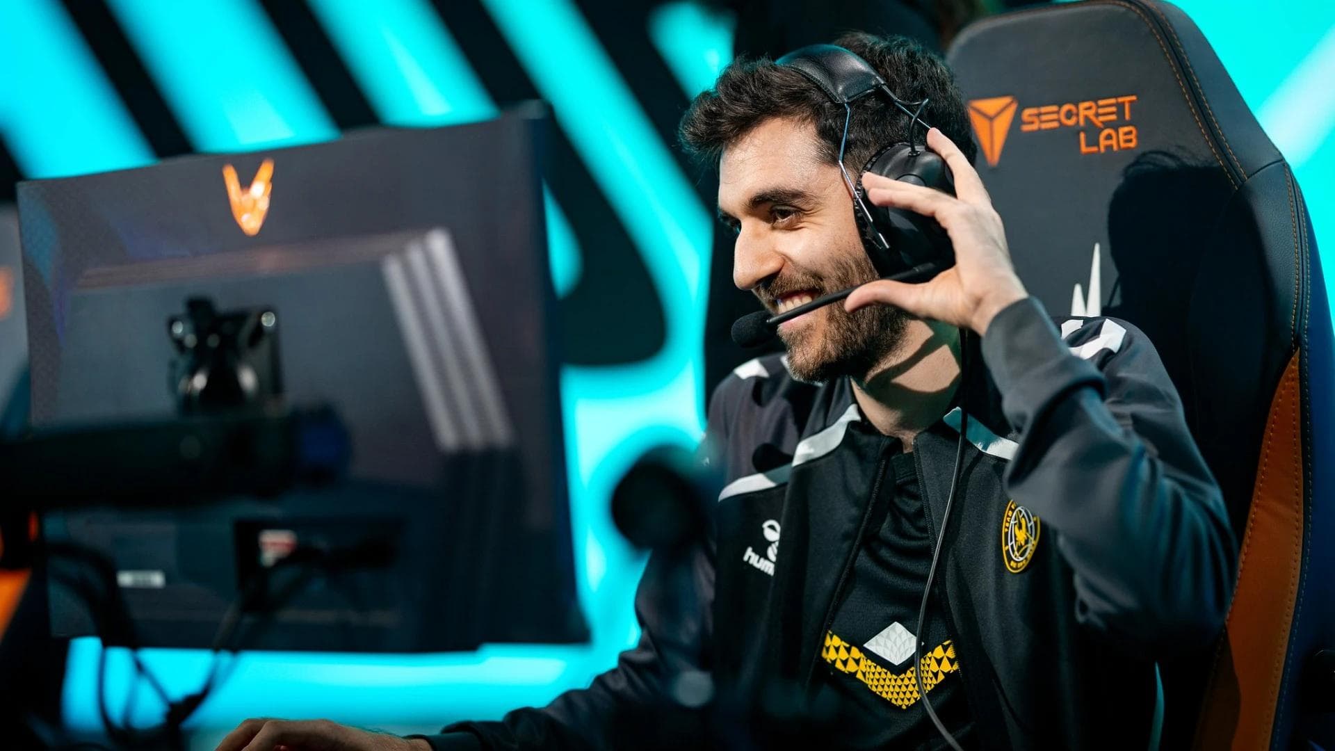 Article background image