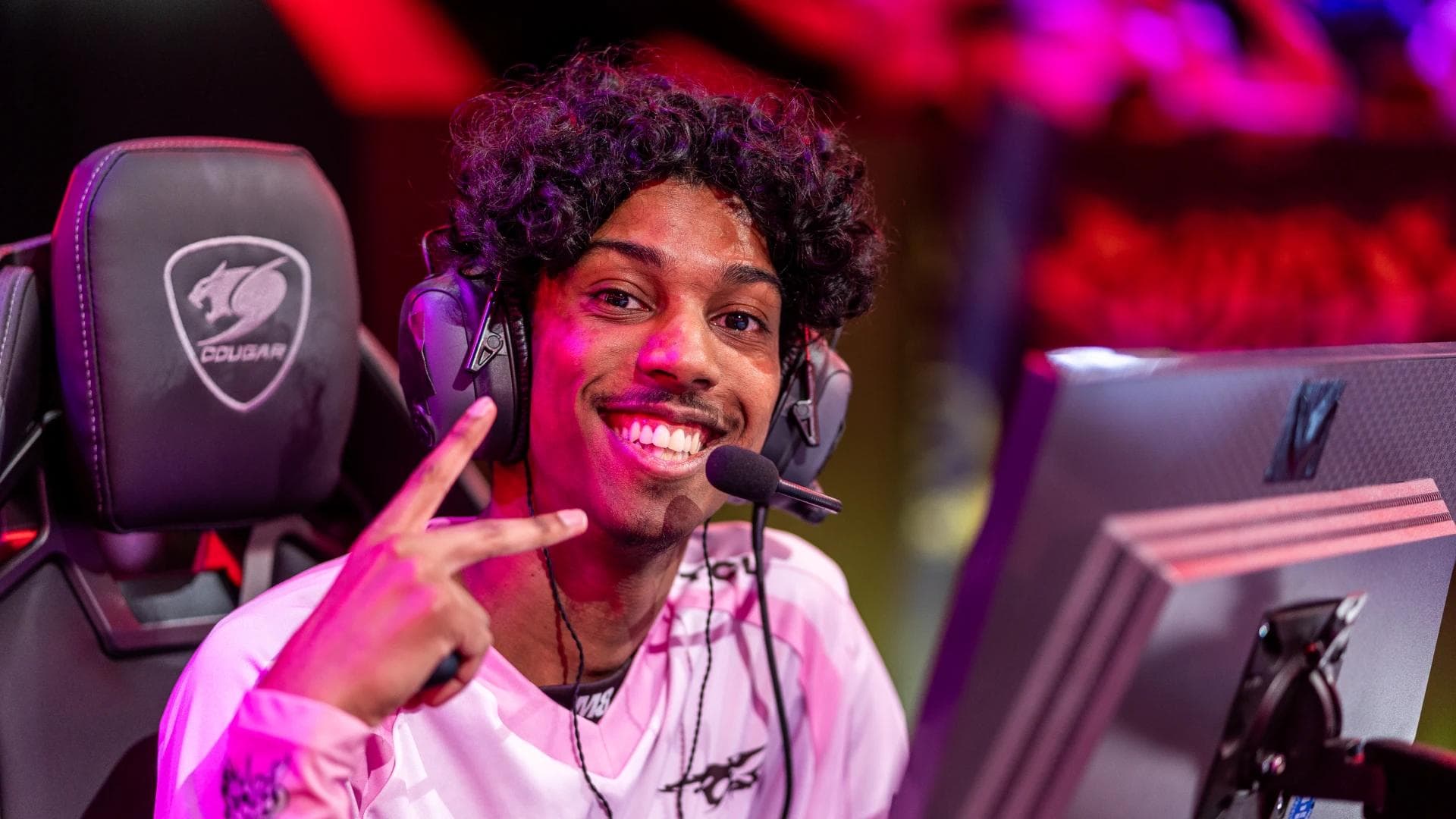 Article background image