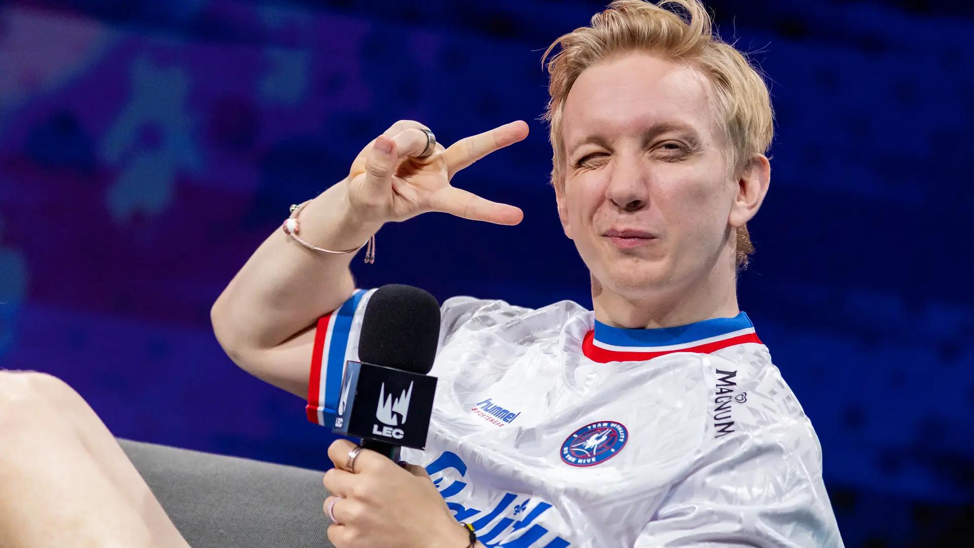 Patrick "Pad" Suckow-Breum, head coach of Team Vitality in the 2026 LEC Versus. Photo Credit: Wojciech Wandzel/Riot Games