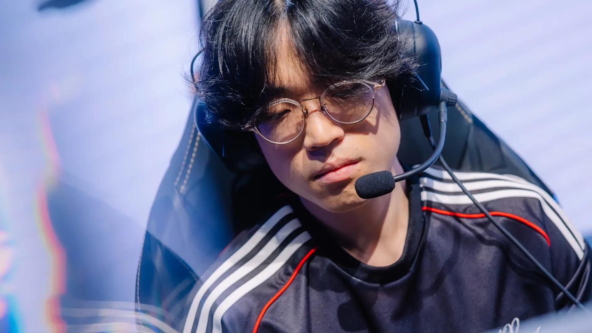 Lim "Quid" Hyeon-seung, midlaner of 100 Thieves at Worlds 2025.