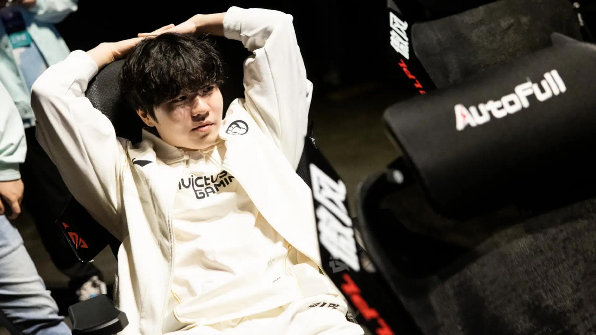 Article background image