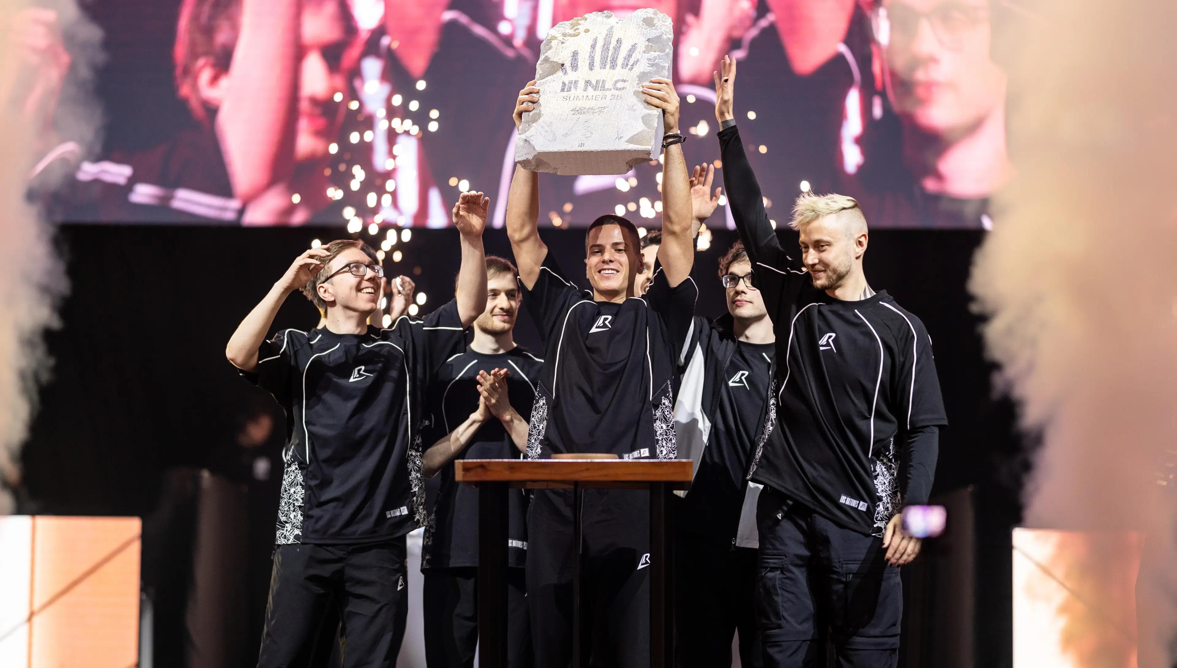 Article background image