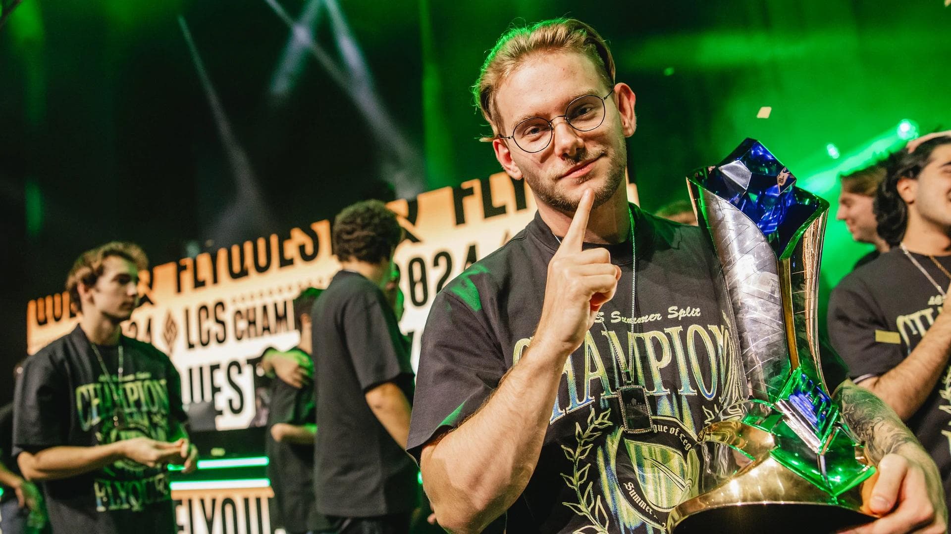 Article background image