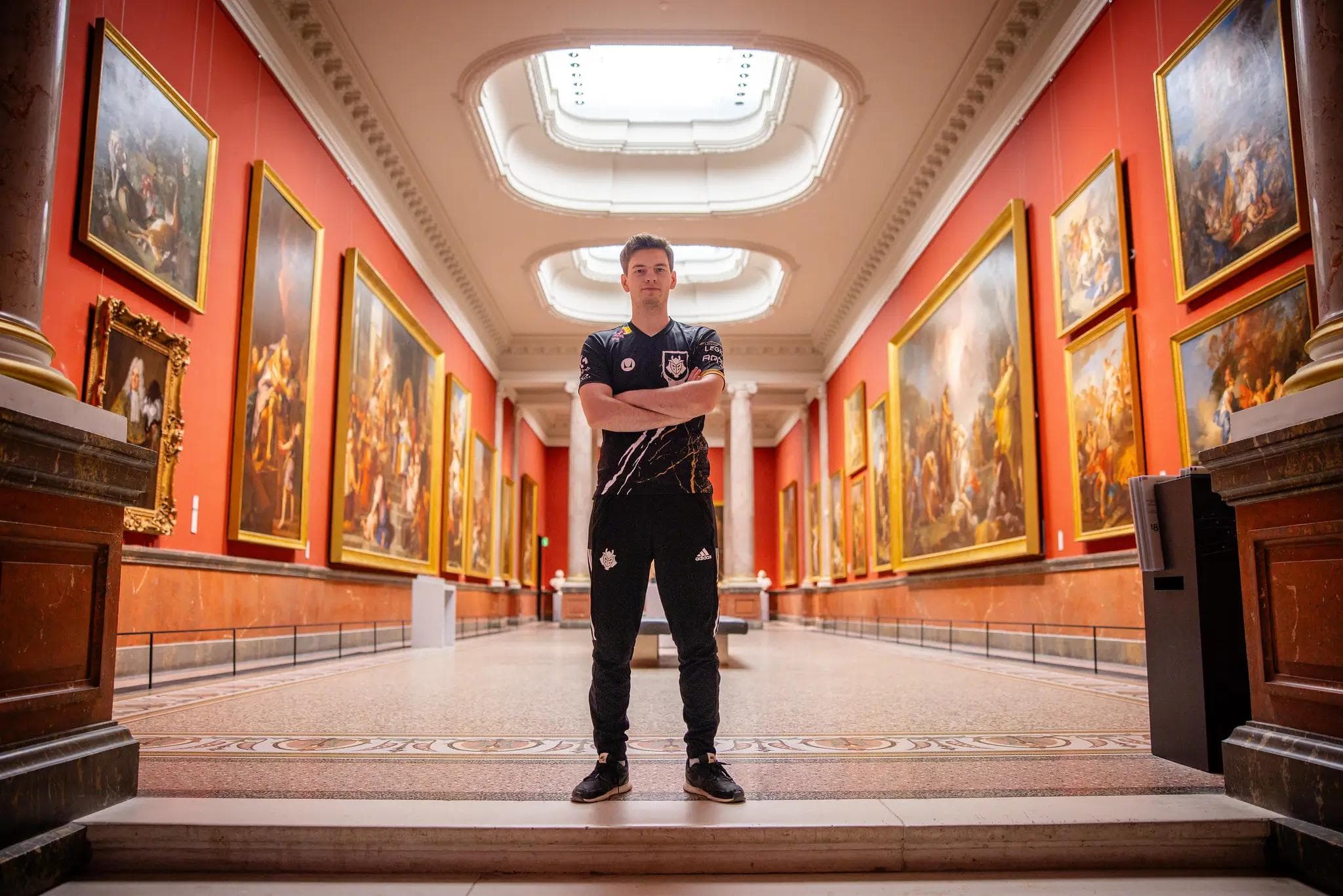 Article background image