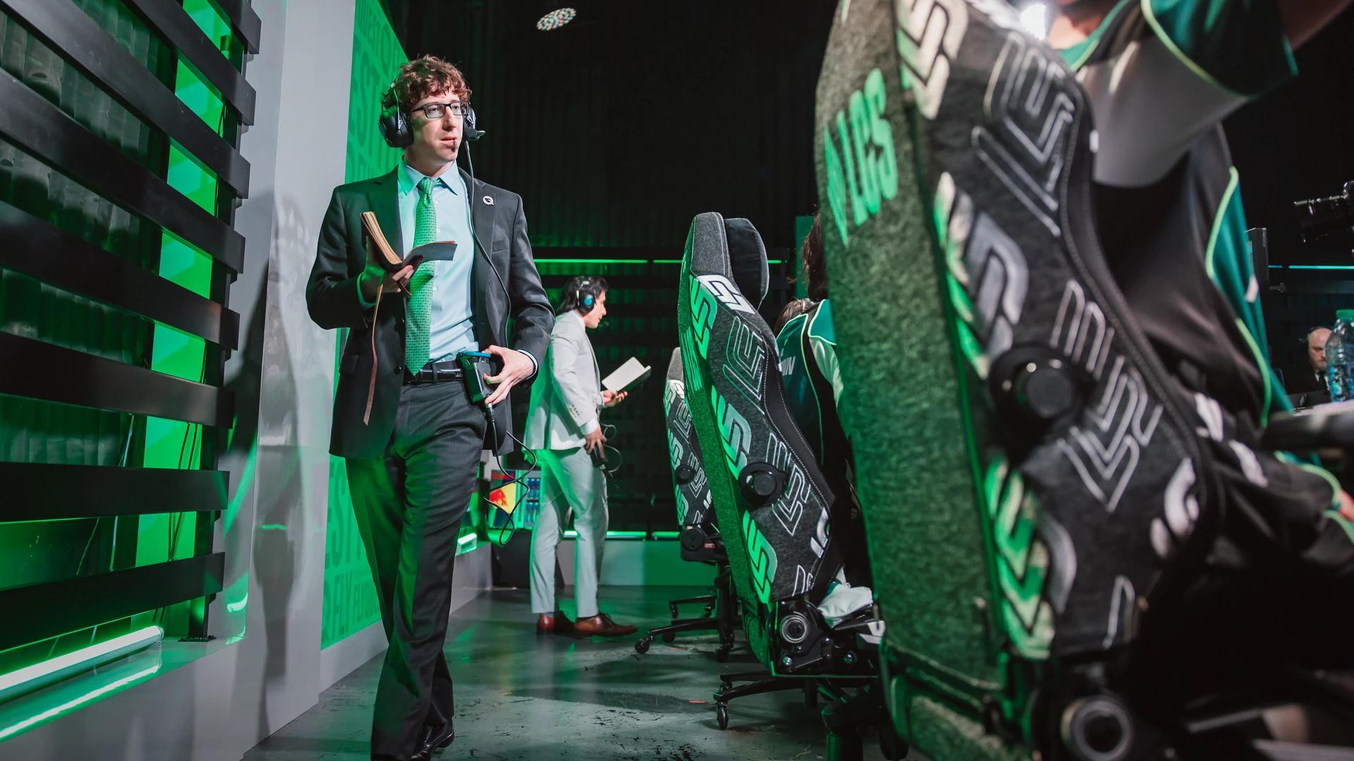 Thinkcard drafting in the LCS Stage | Photo Credit: Riot Games