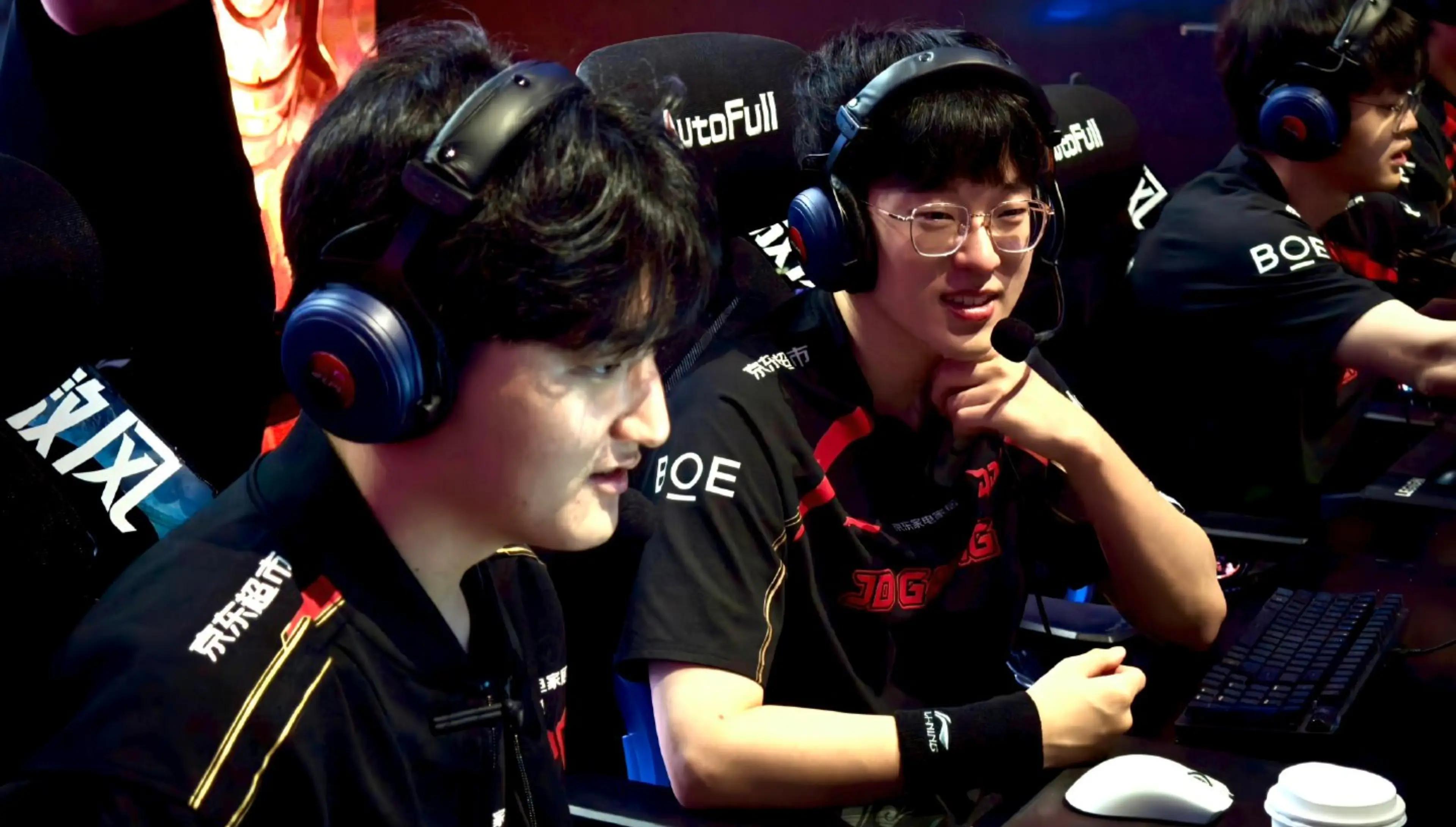 JD Gaming Peyz and Scout
