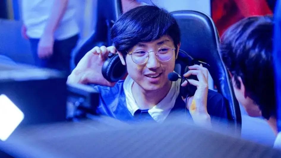 Article background image