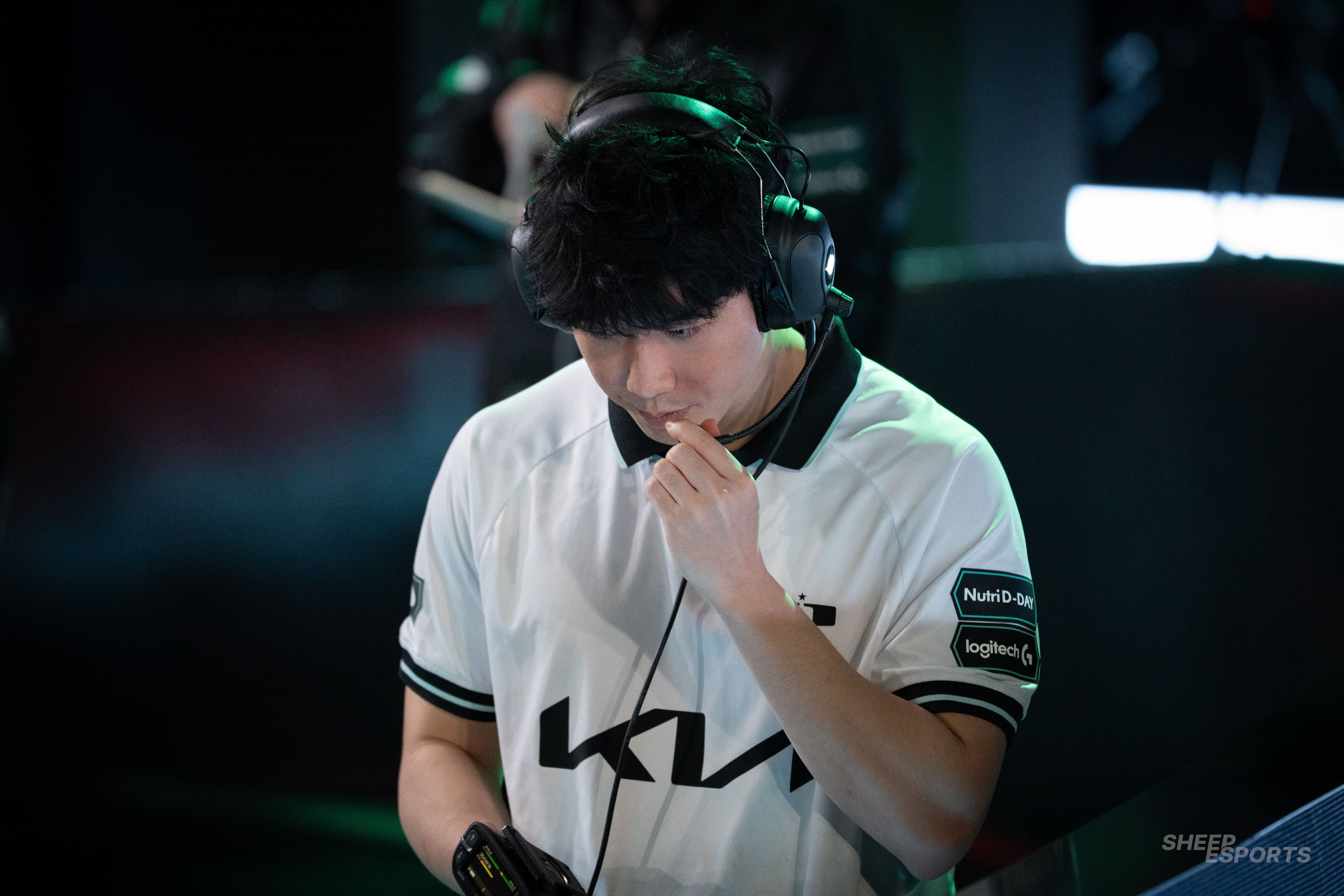 Sheep Esports - DK cvMax on fan criticism: "Their perspective makes complete sense to me"