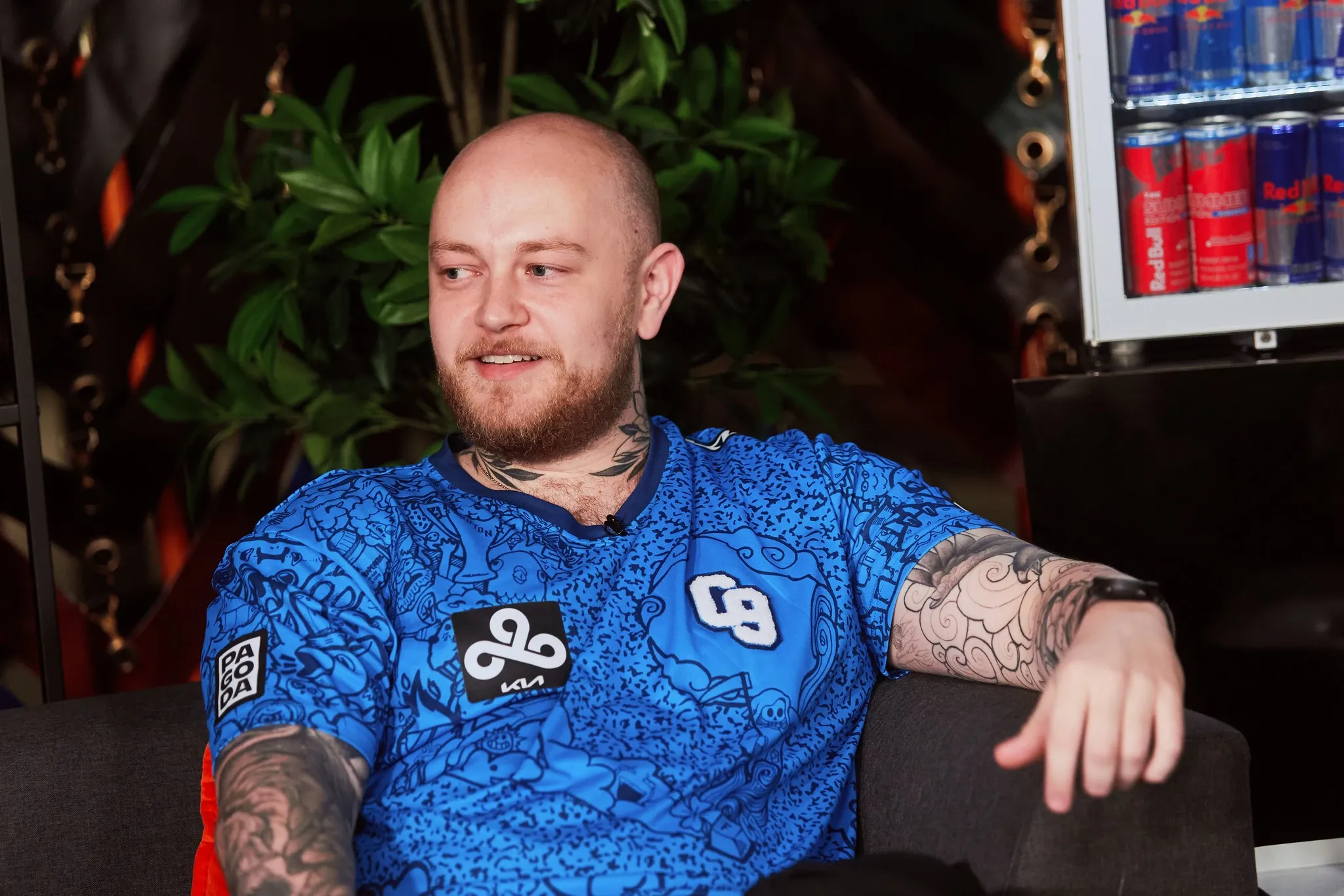 Inero is bald