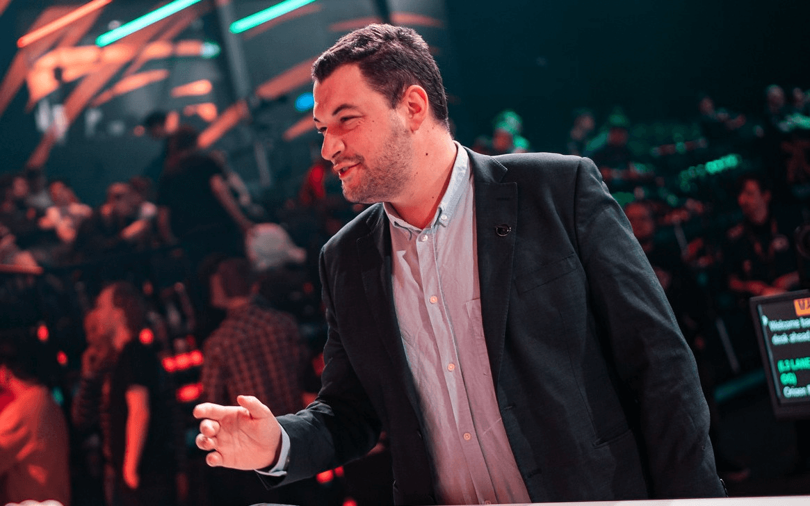 Article background image