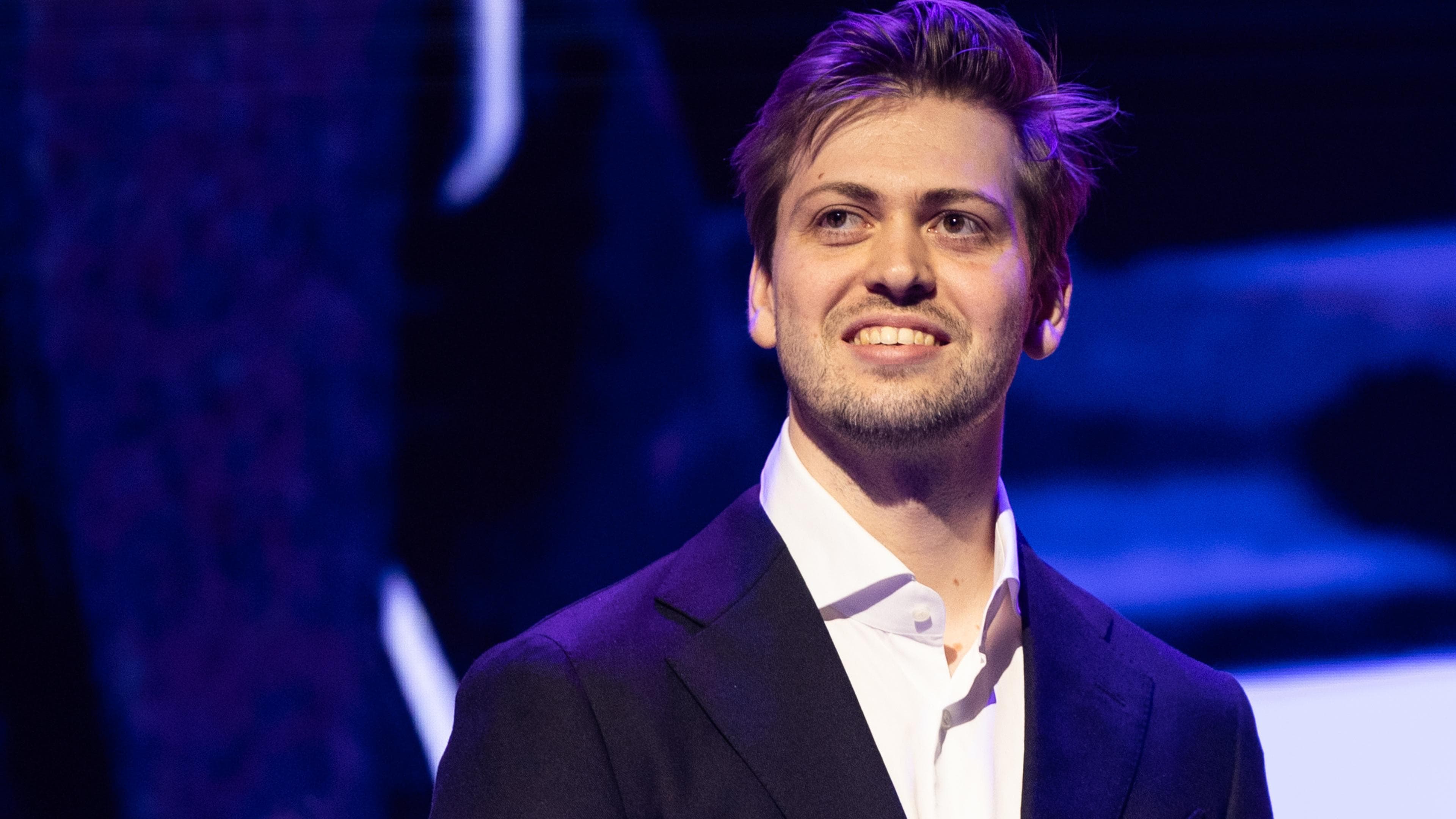 Article background image