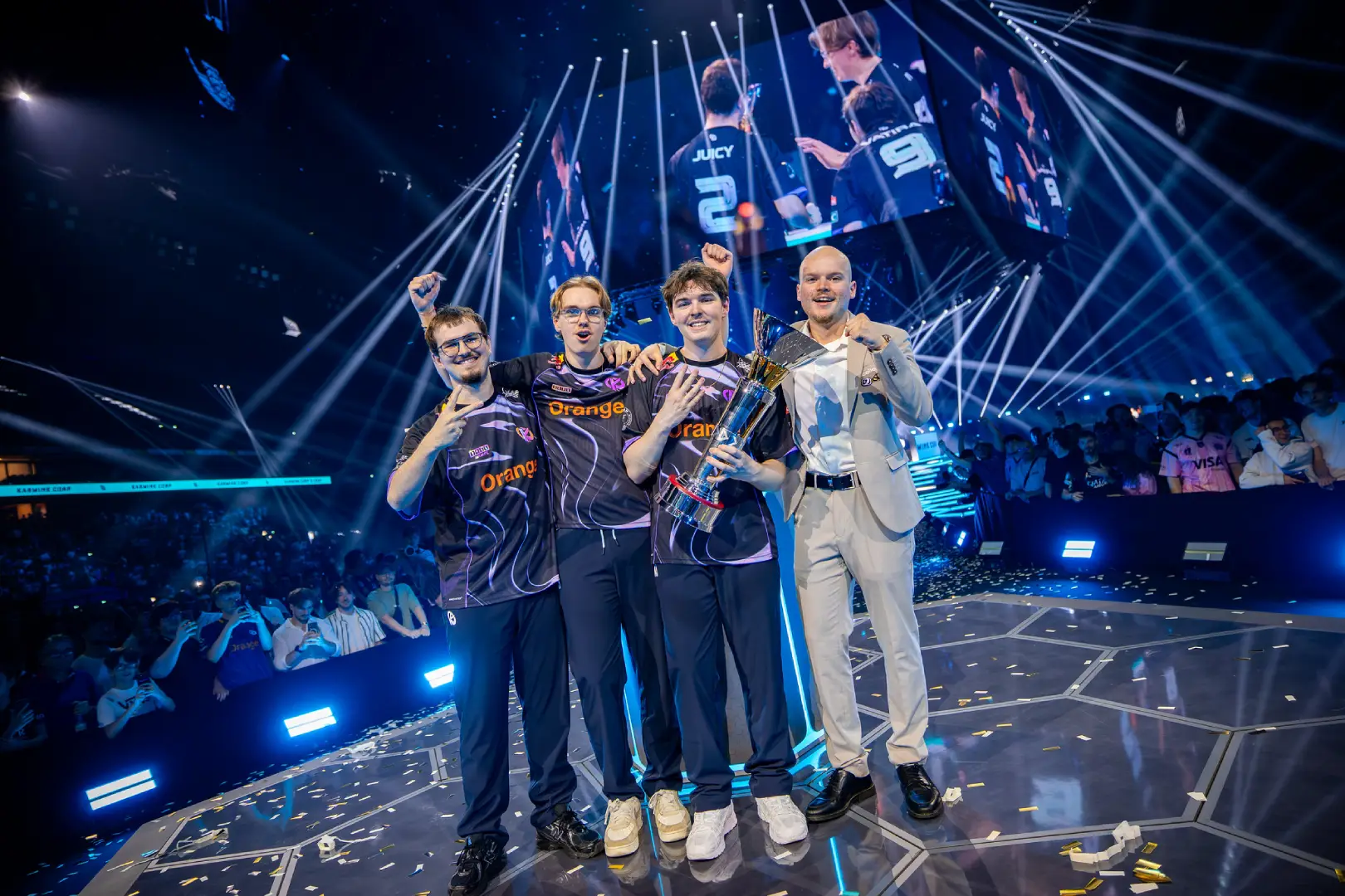 Karmine Corp triumphed at the RLCS 2026 Paris Major. Credit: Michał Konkol