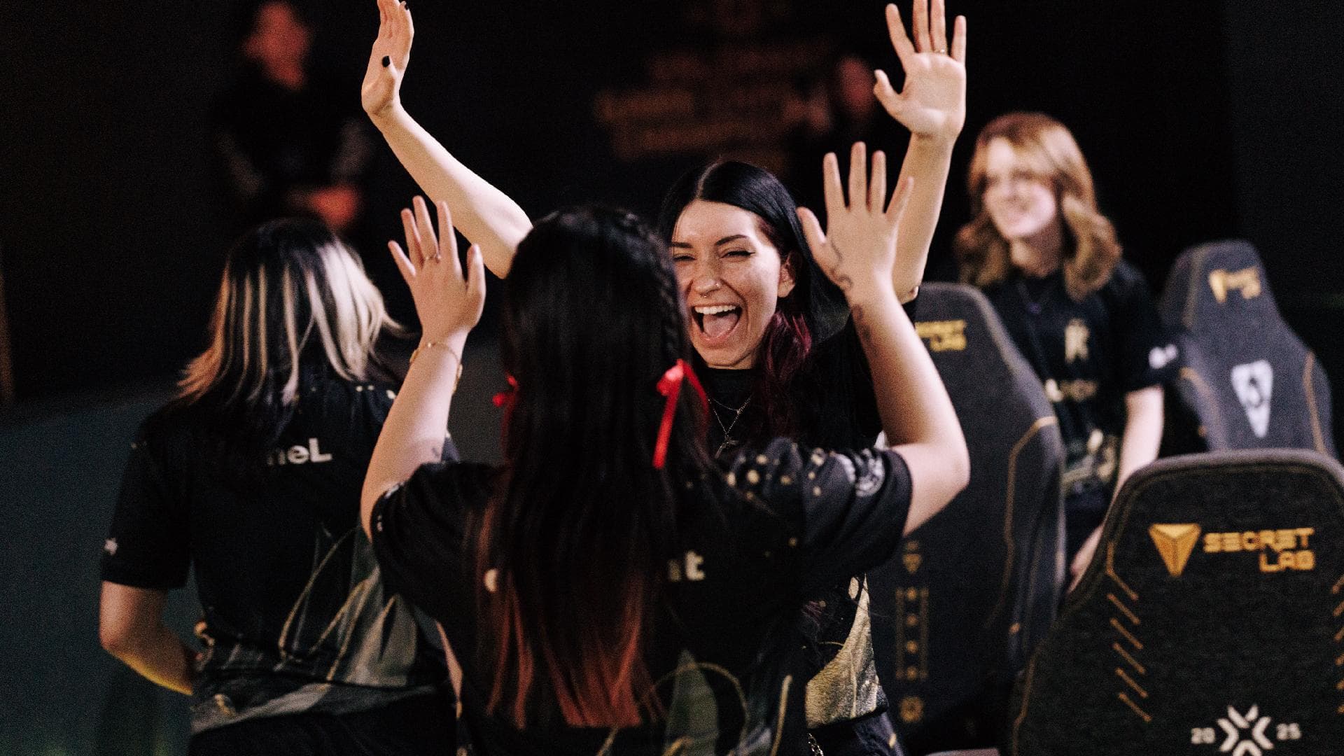 Article background image