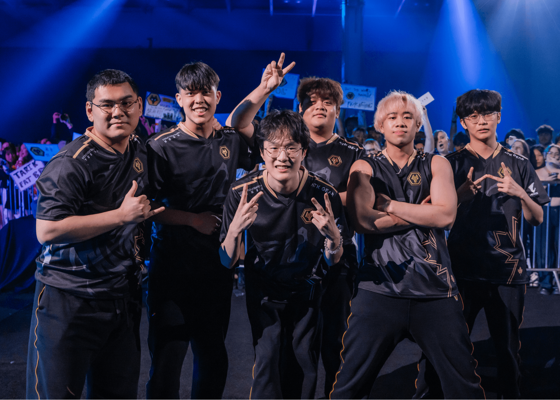 Article background image