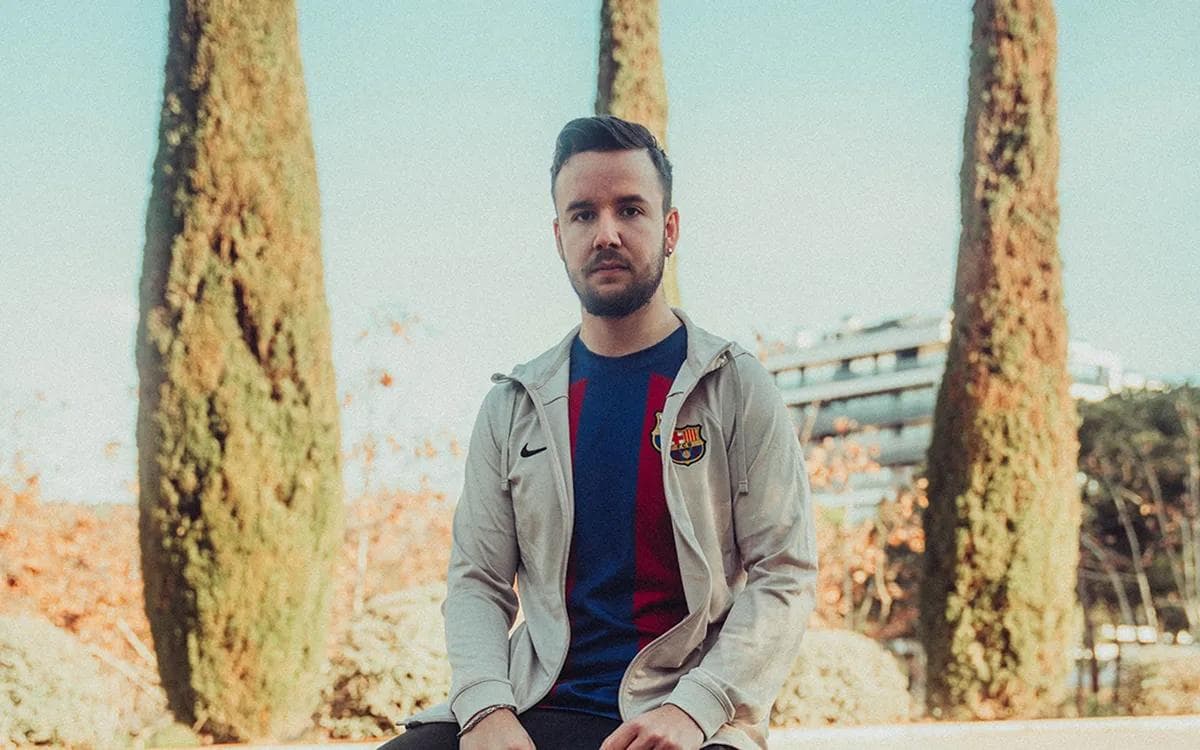 Article background image