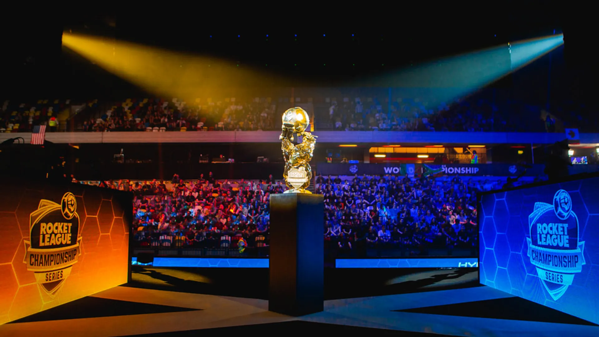 The RLCS Season 5 World Championship was held at the Copper Box Arena in London. Credit: Psyonix