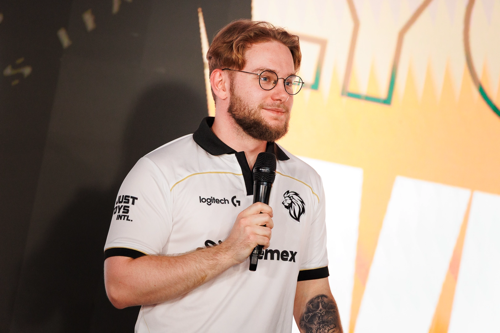Inspired takes in all of the crowd's love | Photo Credit: Riot Games