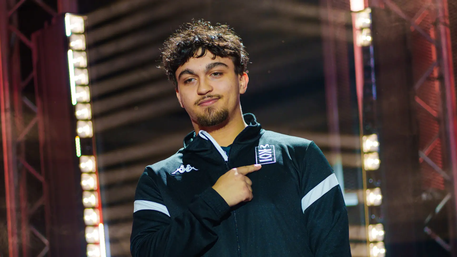 Zayan "13" Tareau, AD Carry of MKOI Fénix. Photo Credit: Kirill Bashkirov/LES