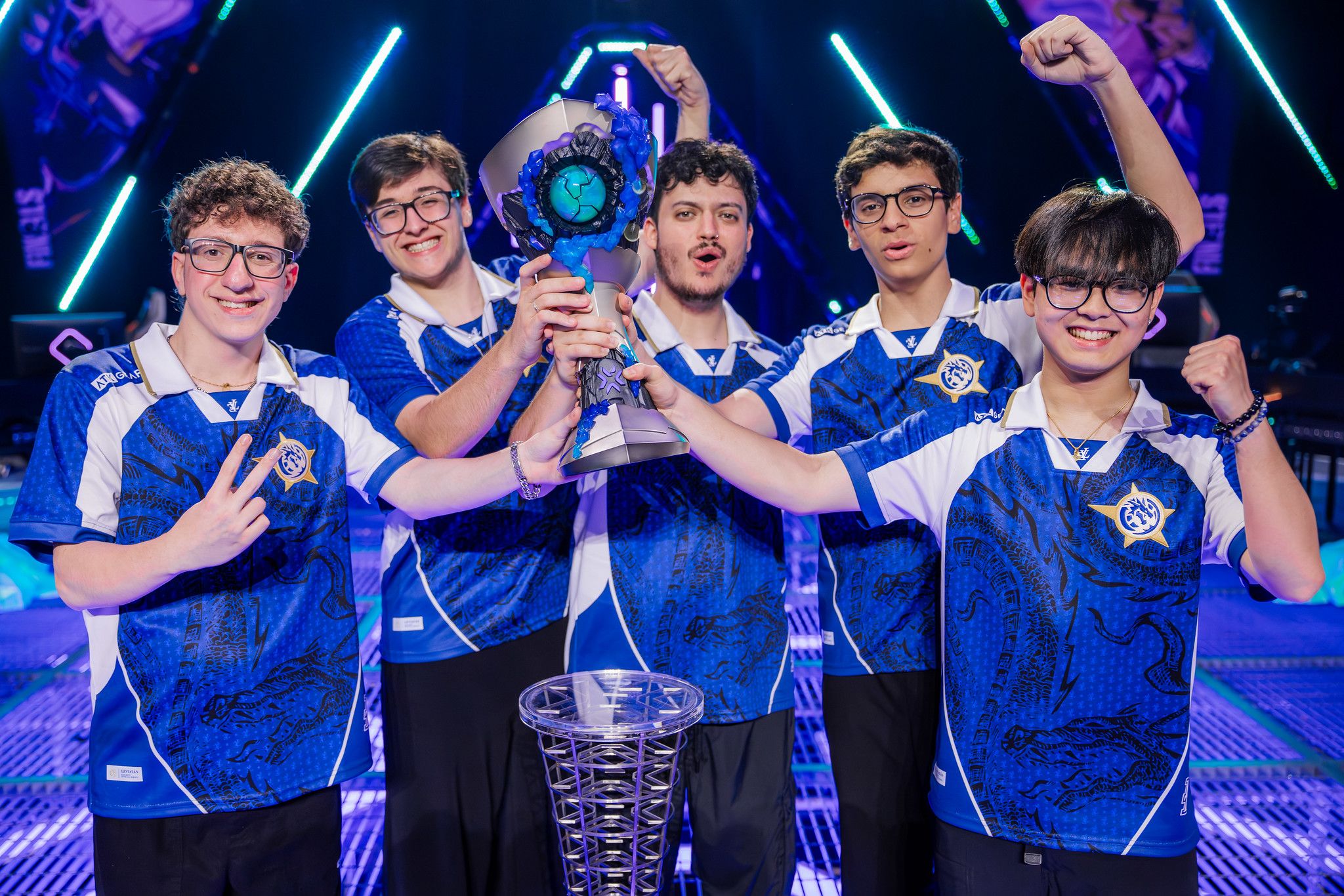 LEVIATÁN lifting the Masters London trophy. Credit: Colin Young Wolff/Riot Games