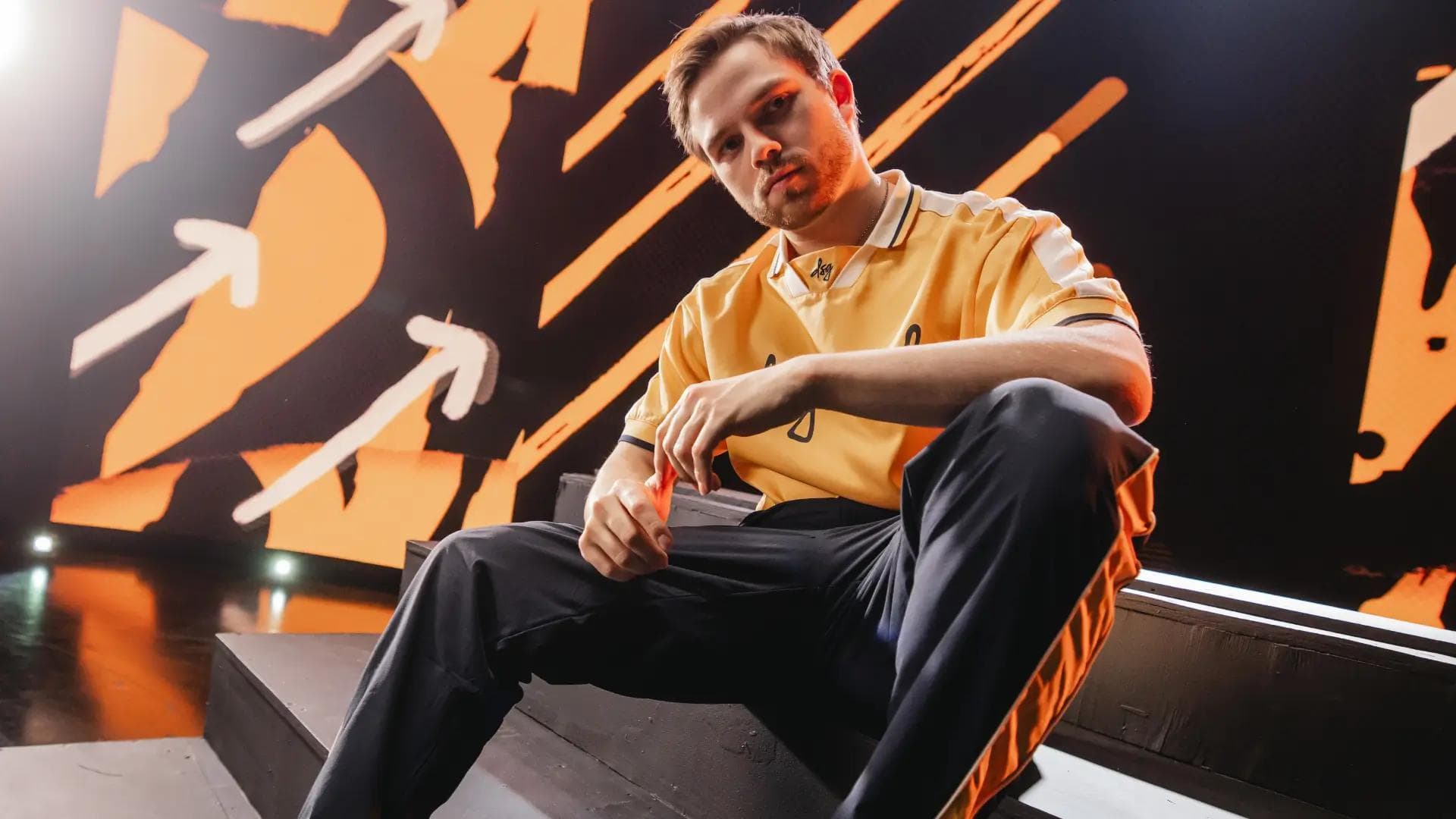 Article background image